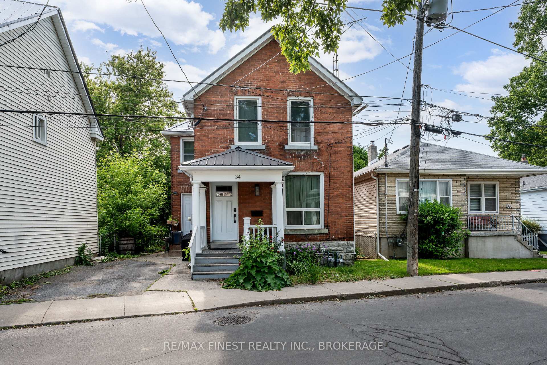 Photo 1 of 34 Main Street, Kingston, East of Sir John A. Blvd — HOMEH