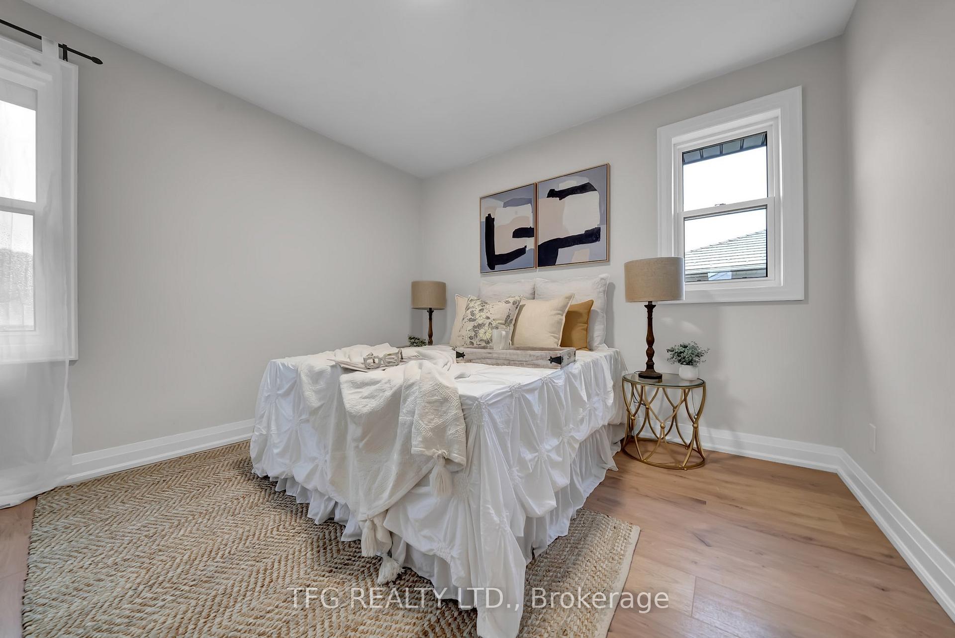Photo 4 of 571 Stevenson Road N, Oshawa, McLaughlin — HOMEH