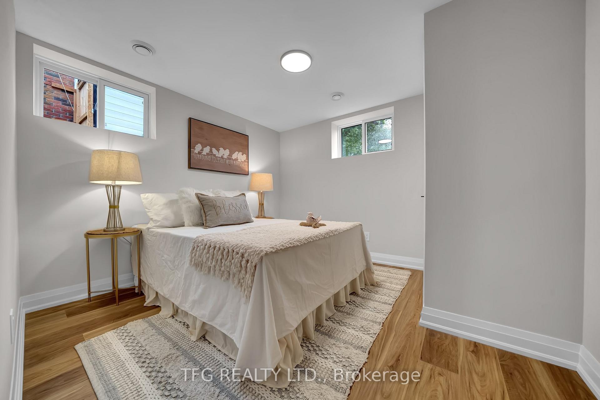 Photo 33 of 571 Stevenson Road N, Oshawa, McLaughlin — HOMEH