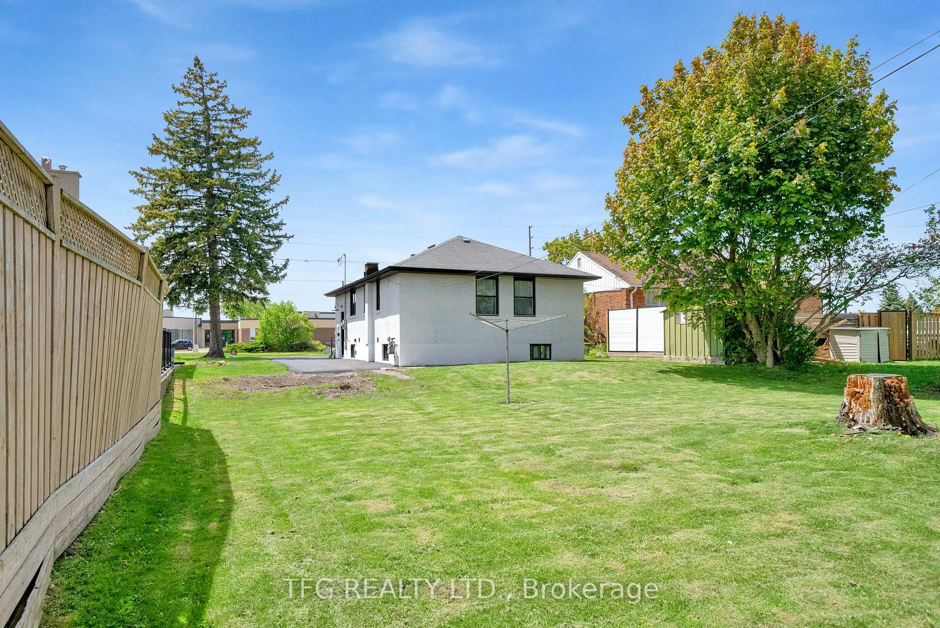 Photo 26 of 571 Stevenson Road N, Oshawa, McLaughlin — HOMEH