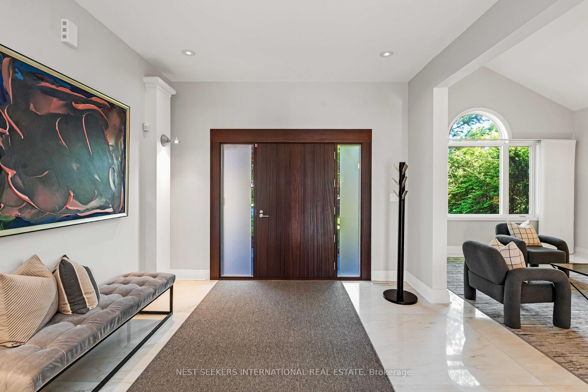 Photo 11 of 310 Westridge Drive, Vaughan, Kleinburg — HOMEH