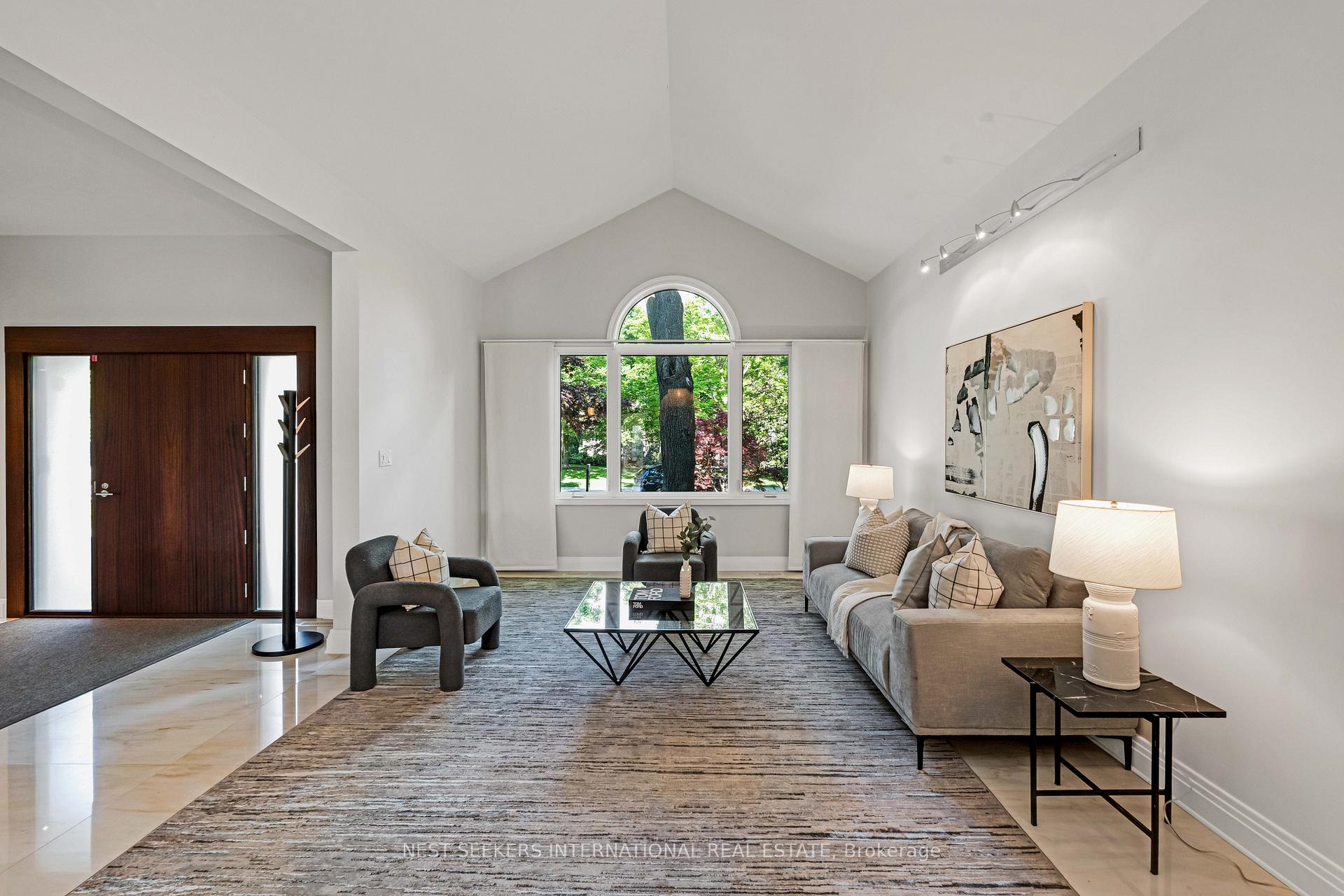 Photo 15 of 310 Westridge Drive, Vaughan, Kleinburg — HOMEH