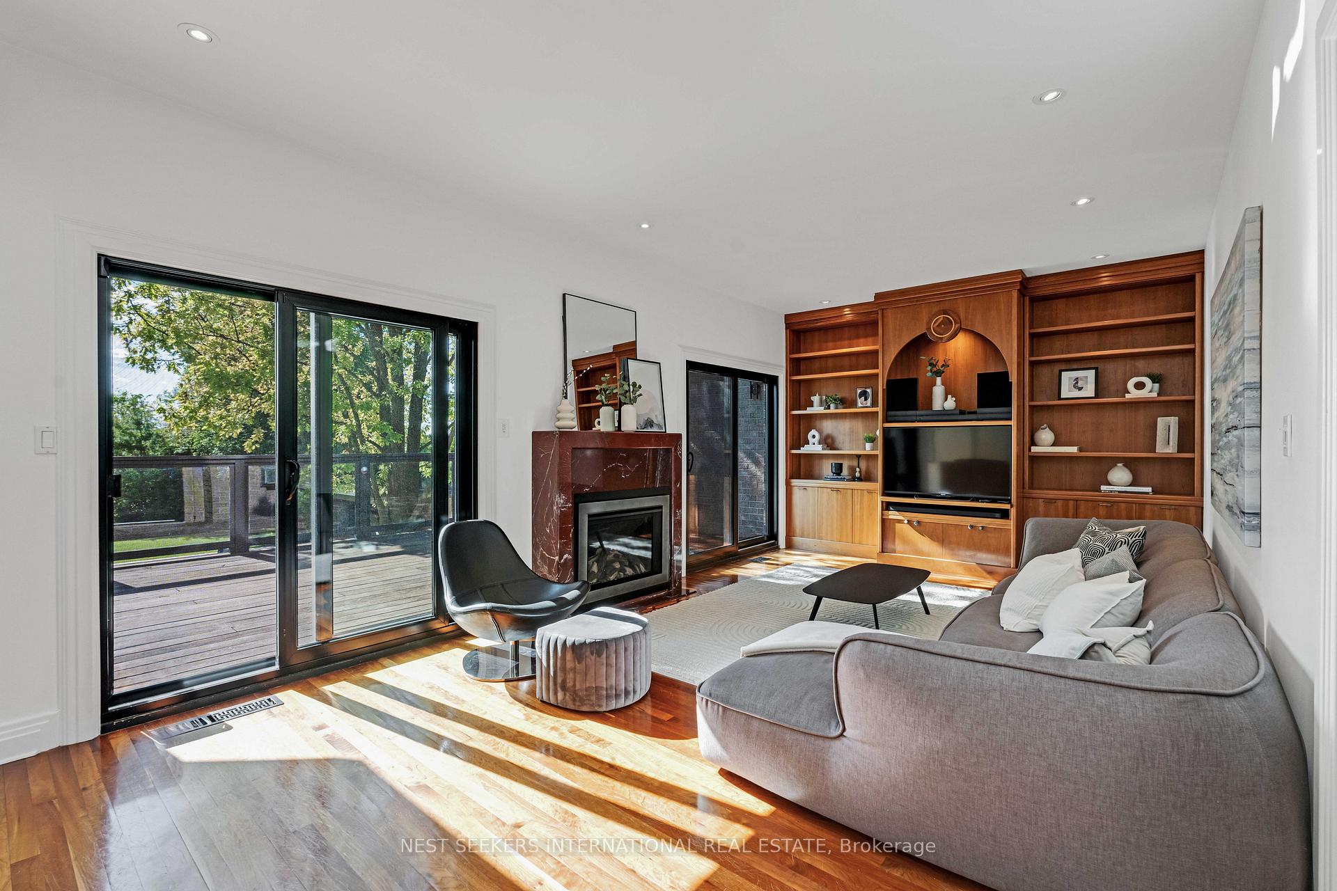 Photo 6 of 310 Westridge Drive, Vaughan, Kleinburg — HOMEH