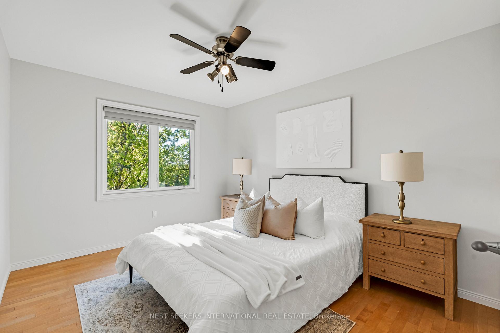 Photo 35 of 310 Westridge Drive, Vaughan, Kleinburg — HOMEH