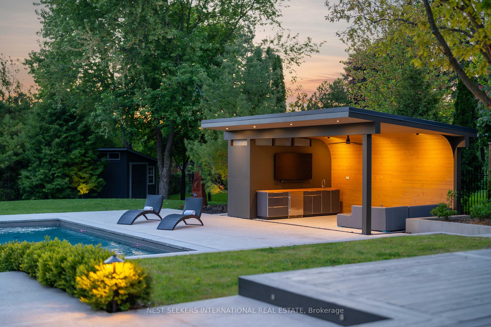 Photo 37 of 310 Westridge Drive, Vaughan, Kleinburg — HOMEH