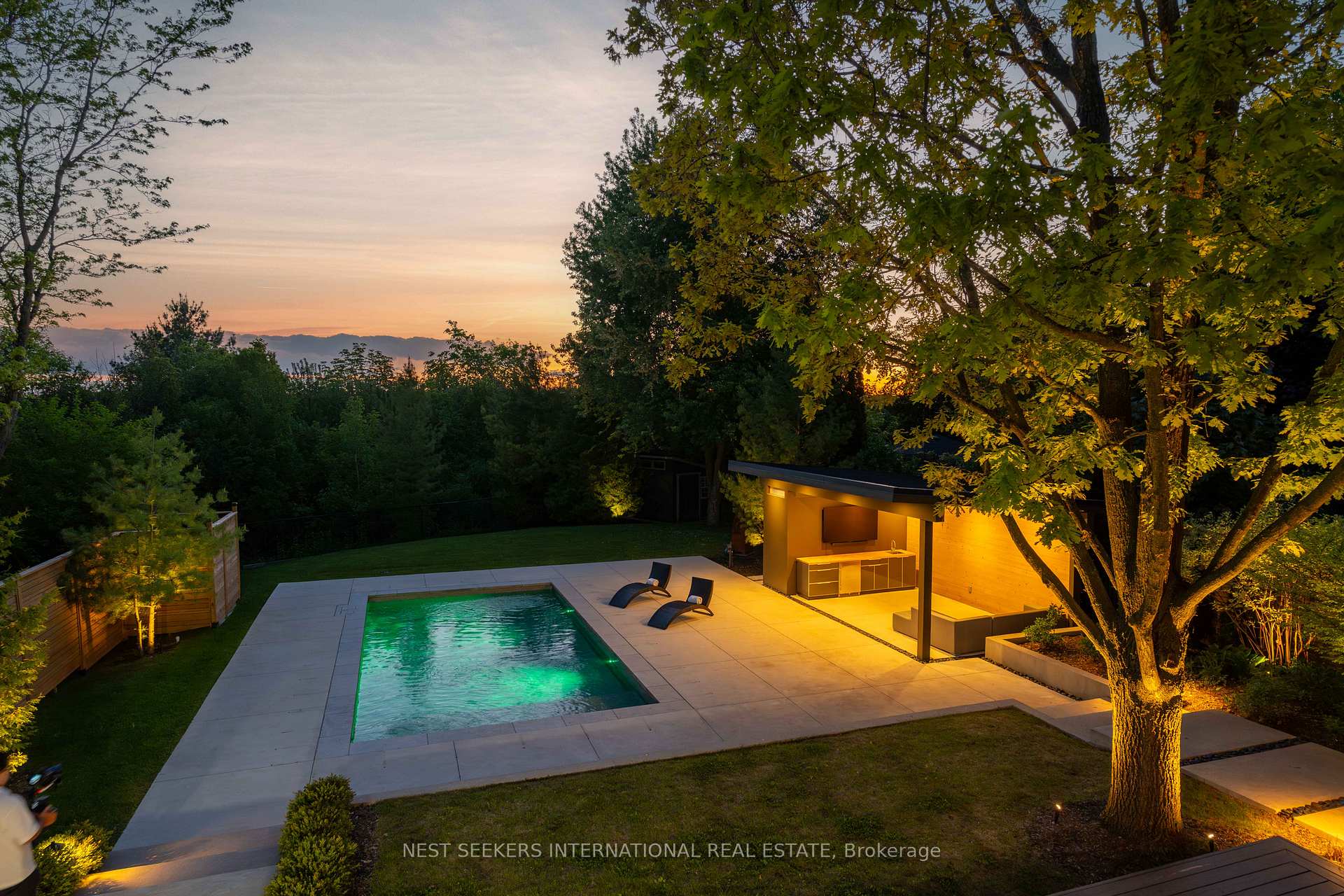 Photo 22 of 310 Westridge Drive, Vaughan, Kleinburg — HOMEH