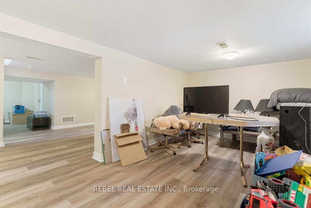 Photo 22 of 765 Rowena Street, Oshawa, Lakeview — HOMEH