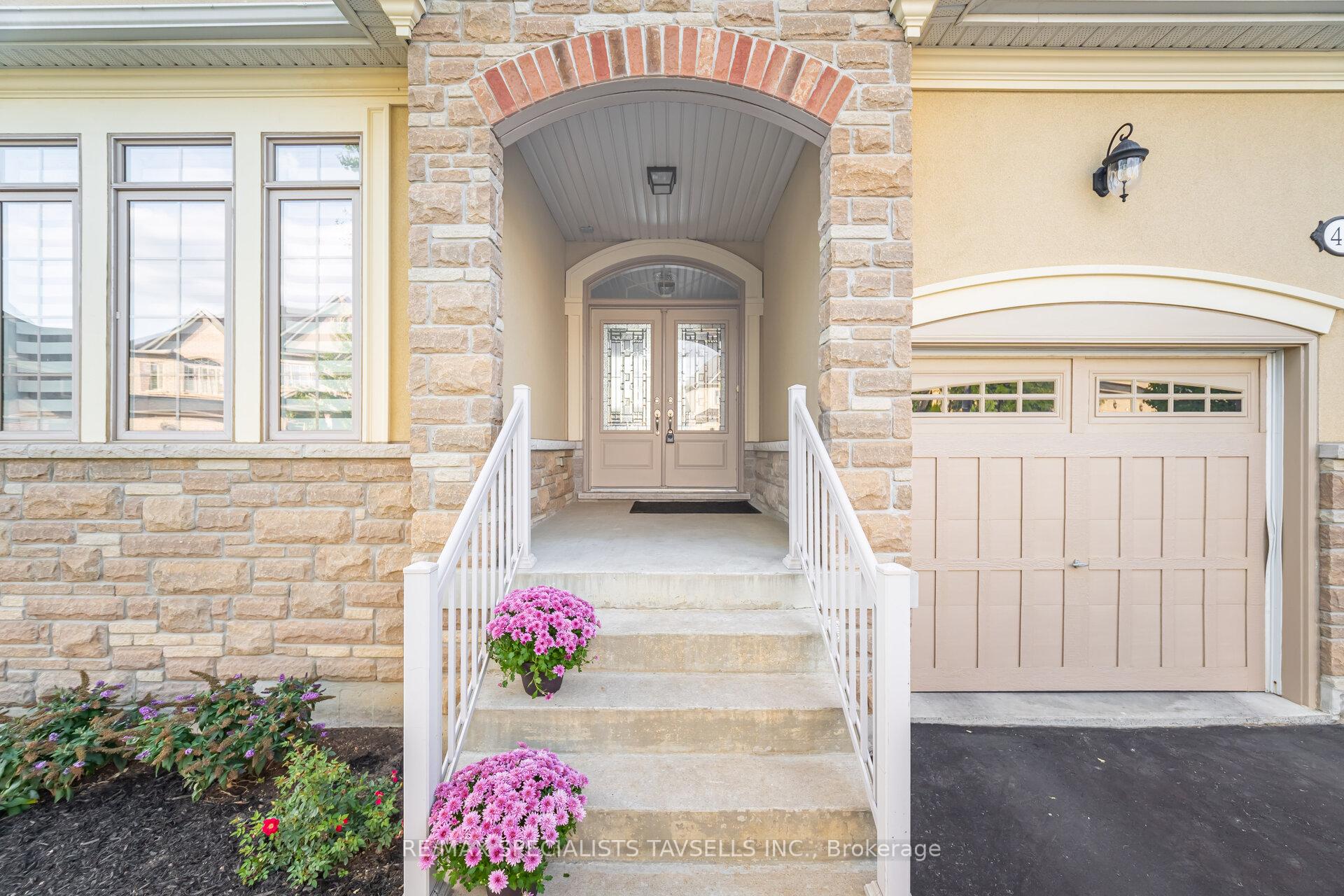 Photo 10 of 44 Gentle Fox Drive, Caledon, Rural Caledon — HOMEH