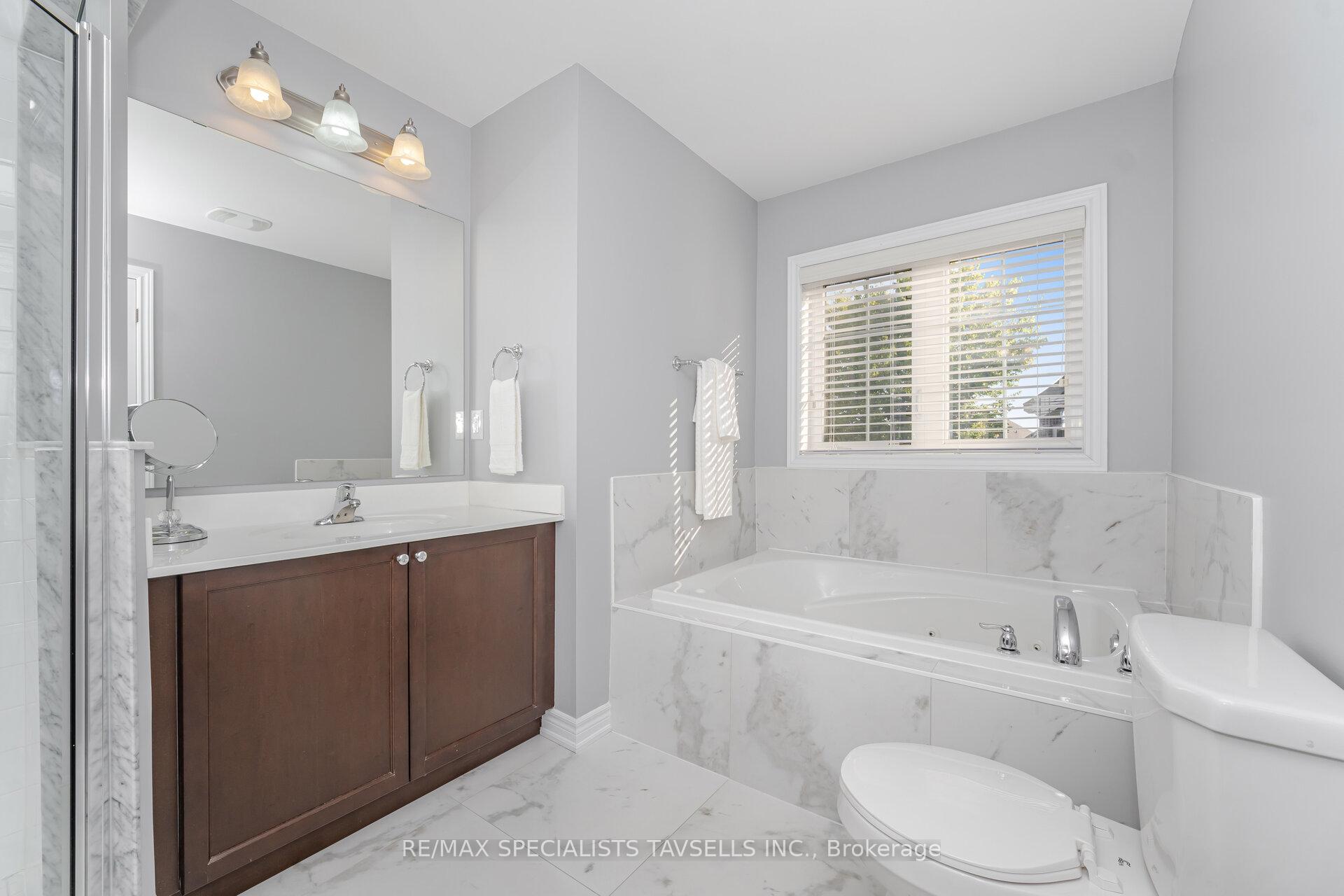 Photo 21 of 44 Gentle Fox Drive, Caledon, Rural Caledon — HOMEH