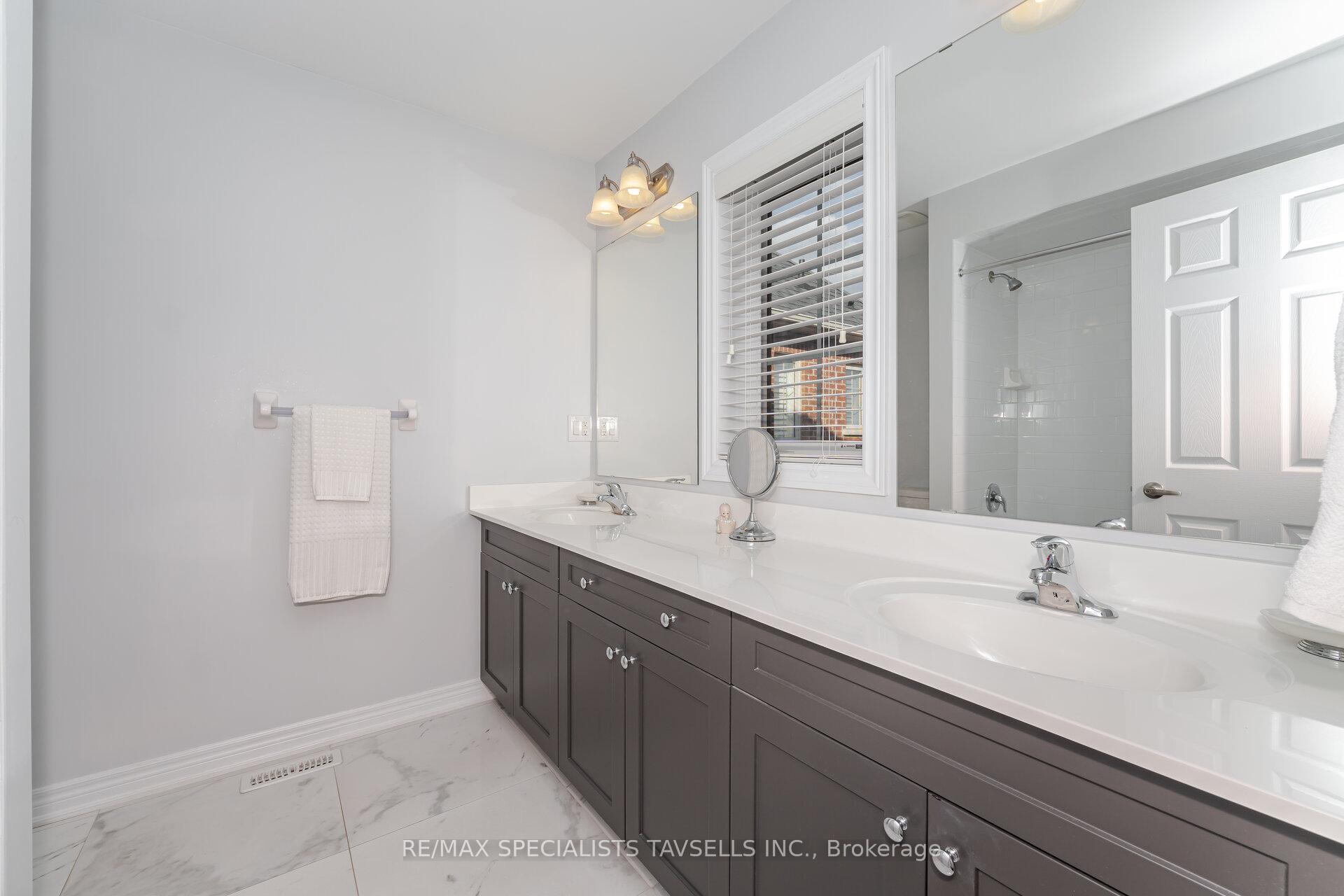 Photo 16 of 44 Gentle Fox Drive, Caledon, Rural Caledon — HOMEH