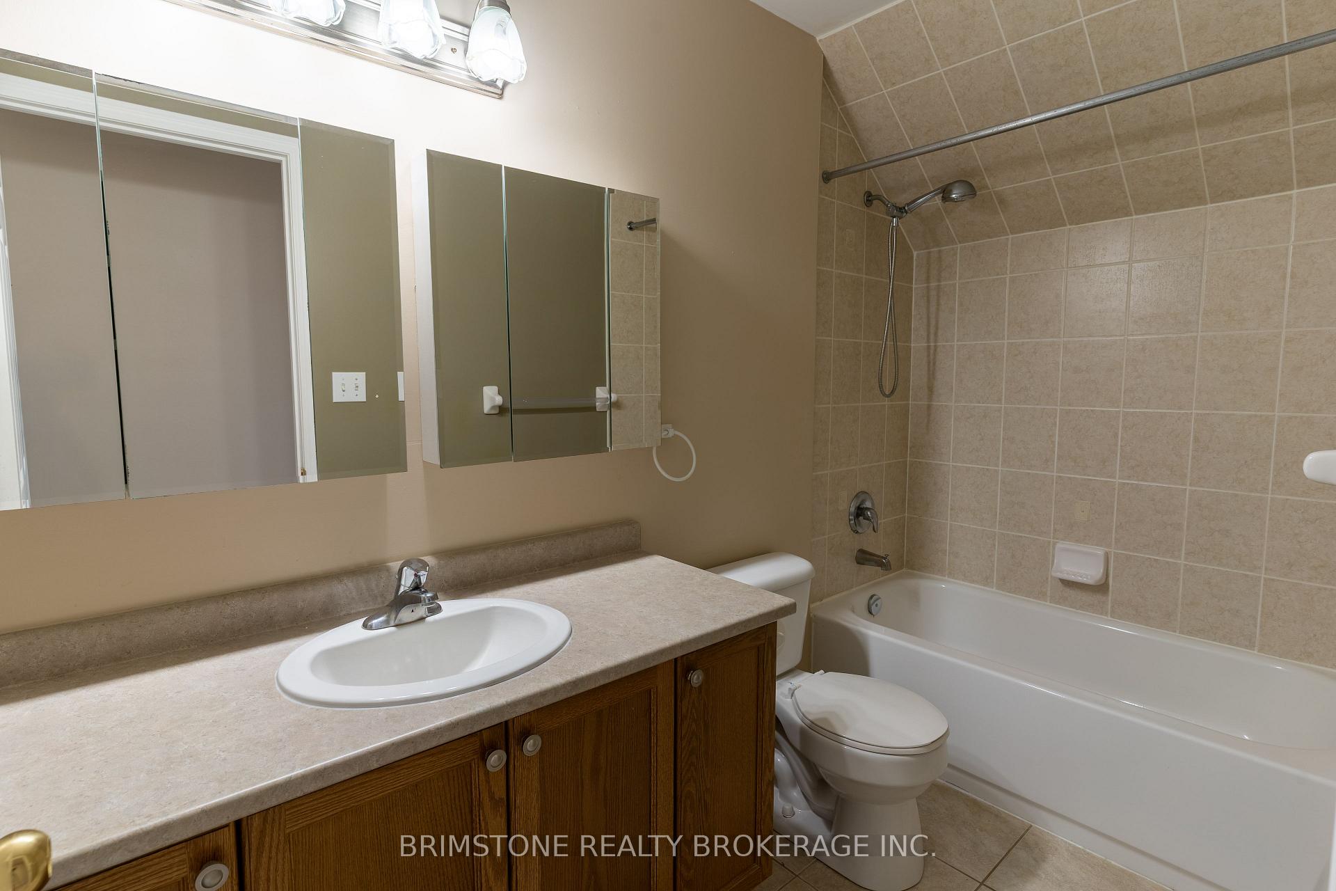 Photo 12 of Unit 9, 175 Stanley Street, Barrie, East Bayfield — HOMEH