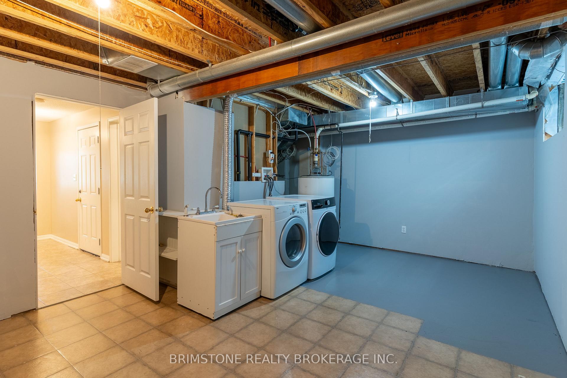 Photo 35 of Unit 9, 175 Stanley Street, Barrie, East Bayfield — HOMEH