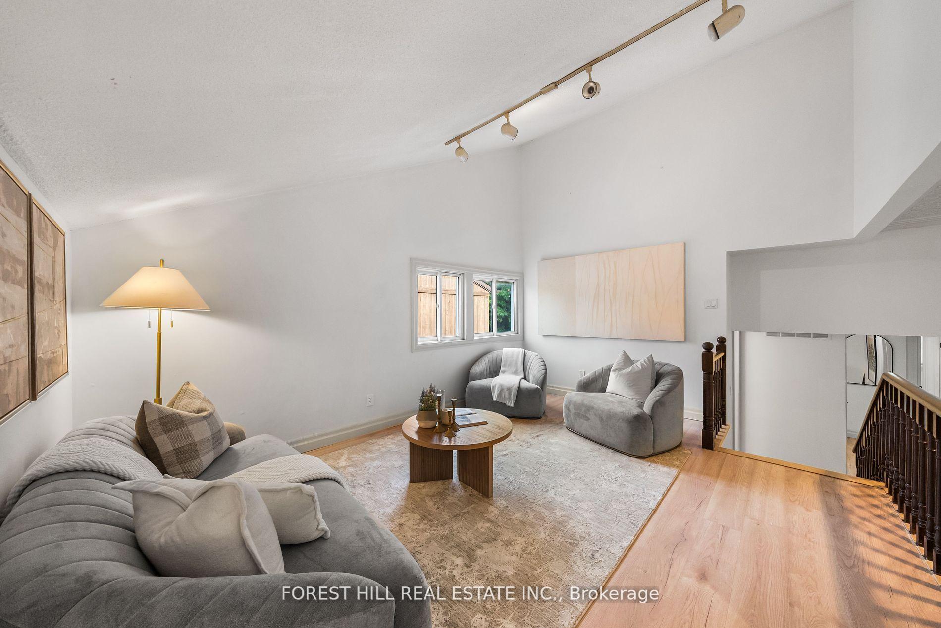 Photo 39 of 3 Saunders Lane, Markham, Aileen-Willowbrook — HOMEH