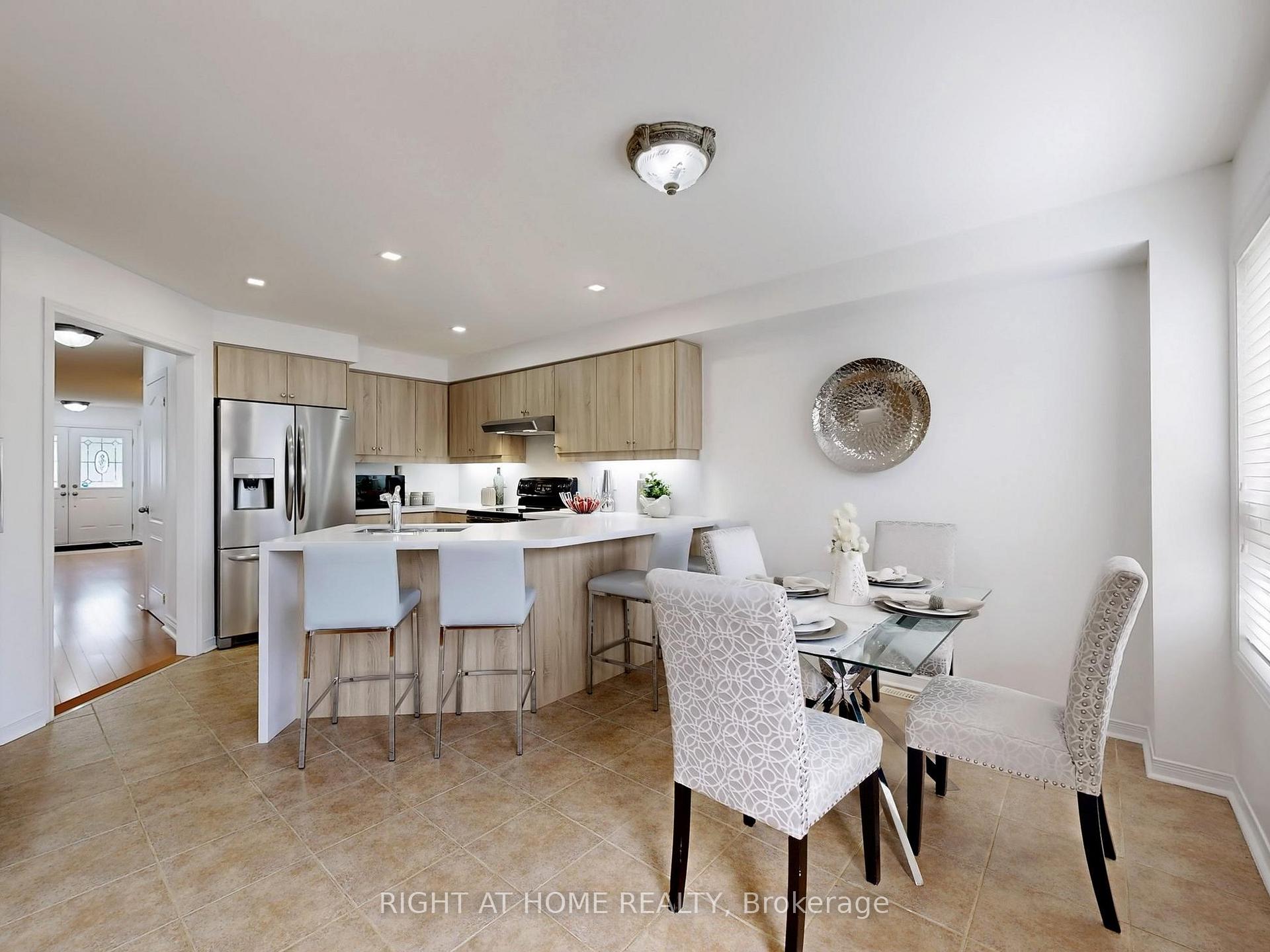 Photo 12 of 65 Styles Crescent, Ajax, Northeast Ajax — HOMEH