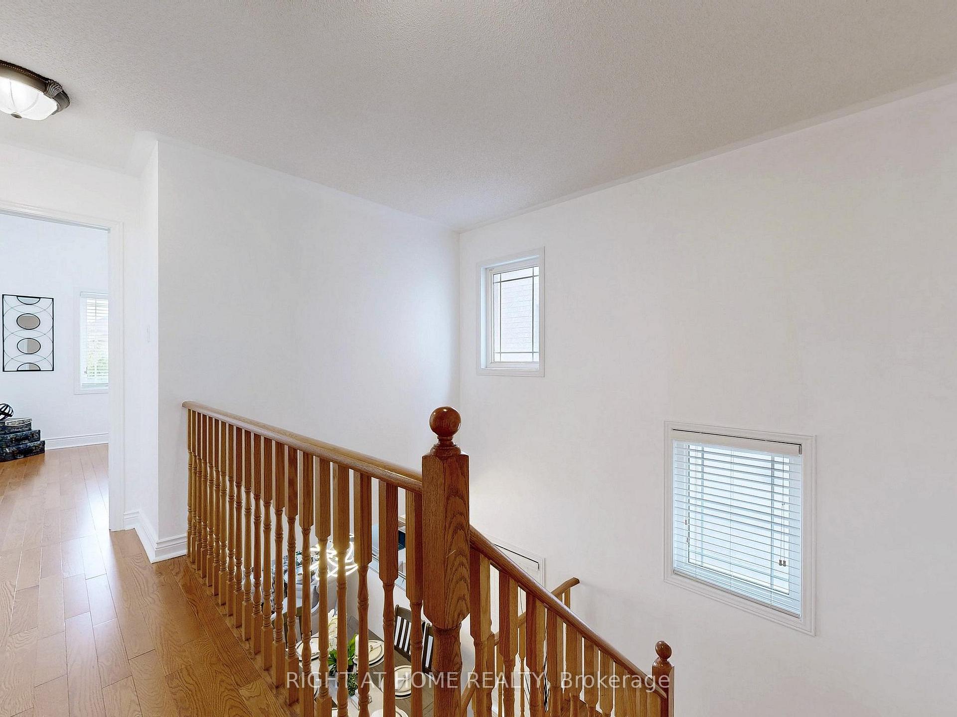 Photo 23 of 65 Styles Crescent, Ajax, Northeast Ajax — HOMEH