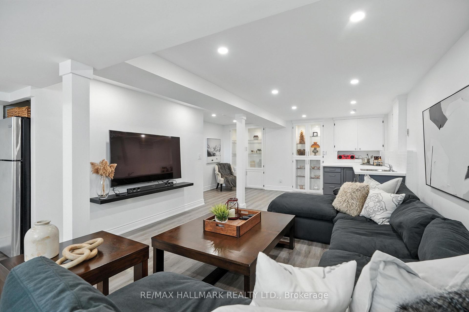 Photo 31 of 50 Black Willow Drive, Barrie, Holly — HOMEH