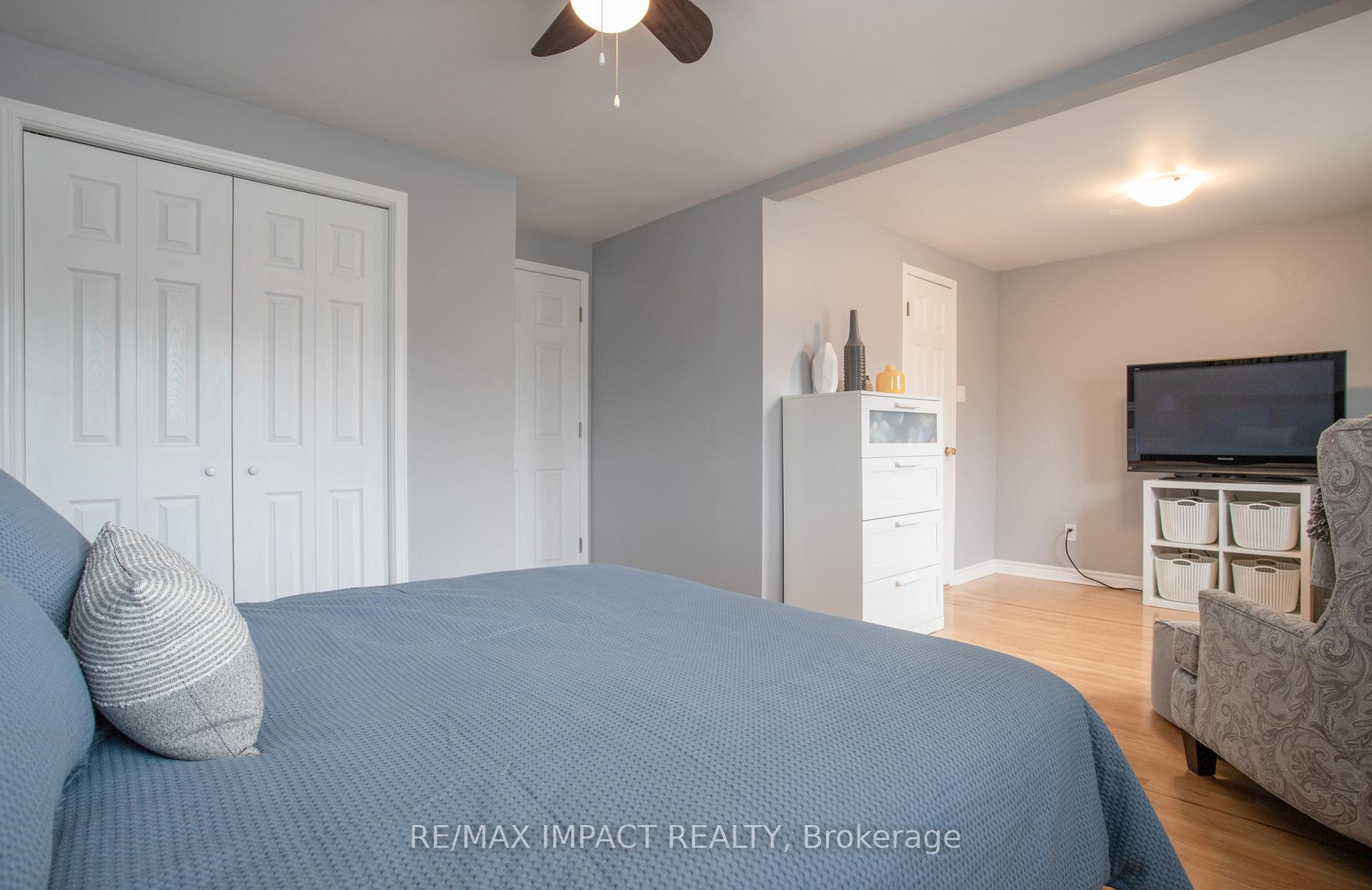 Photo 11 of 16 Lawrence Crescent, Clarington, Bowmanville — HOMEH