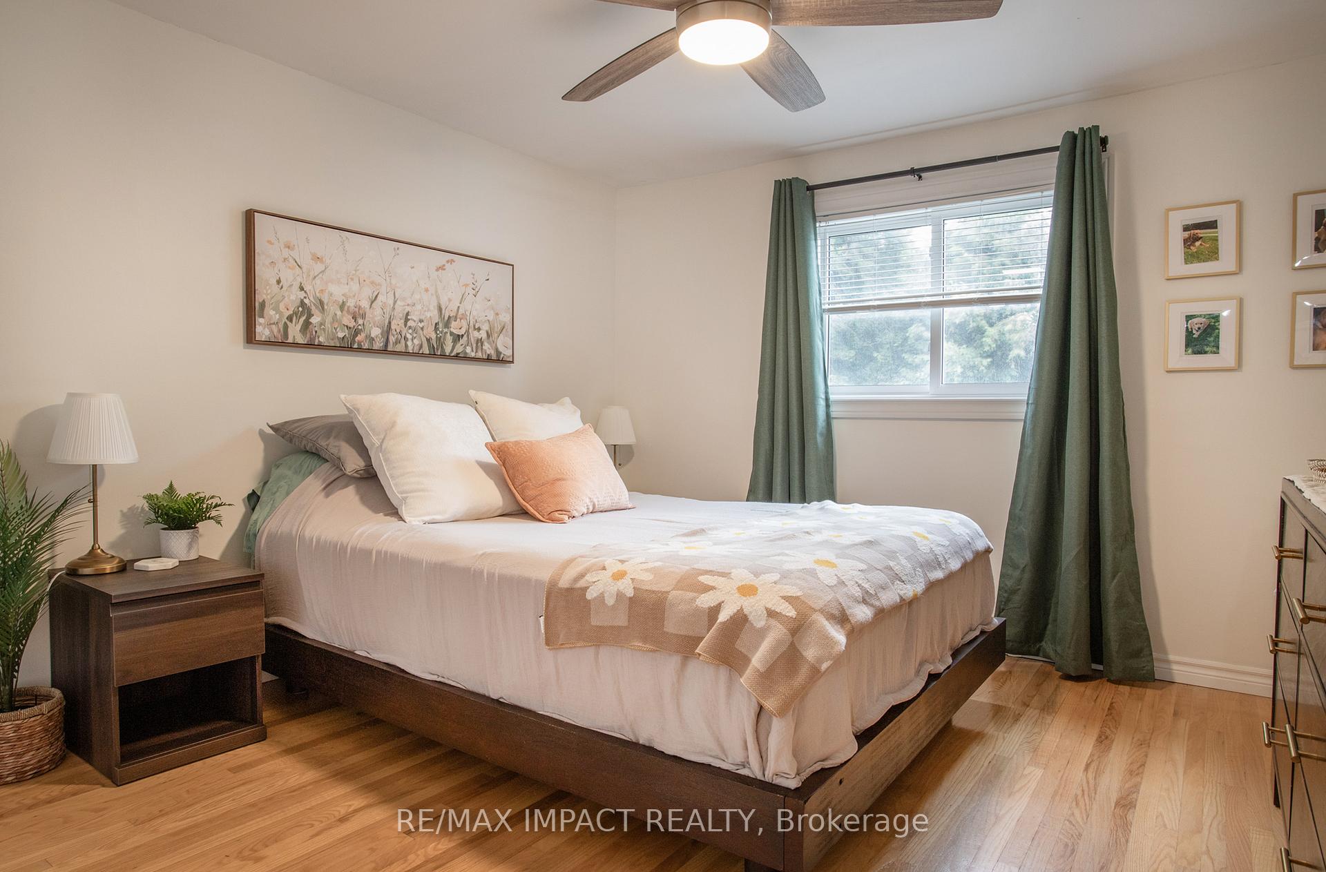Photo 21 of 16 Lawrence Crescent, Clarington, Bowmanville — HOMEH