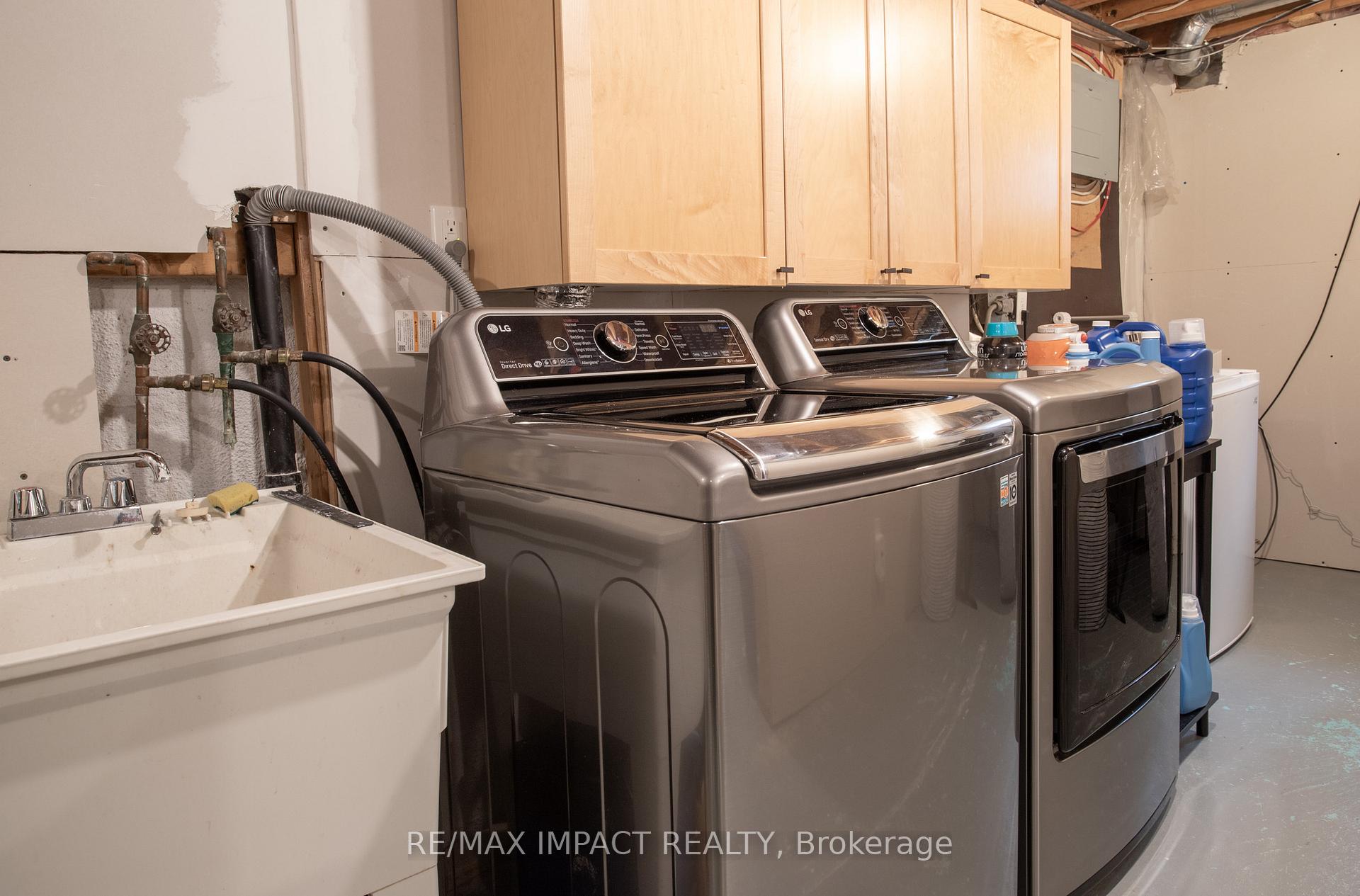 Photo 39 of 16 Lawrence Crescent, Clarington, Bowmanville — HOMEH