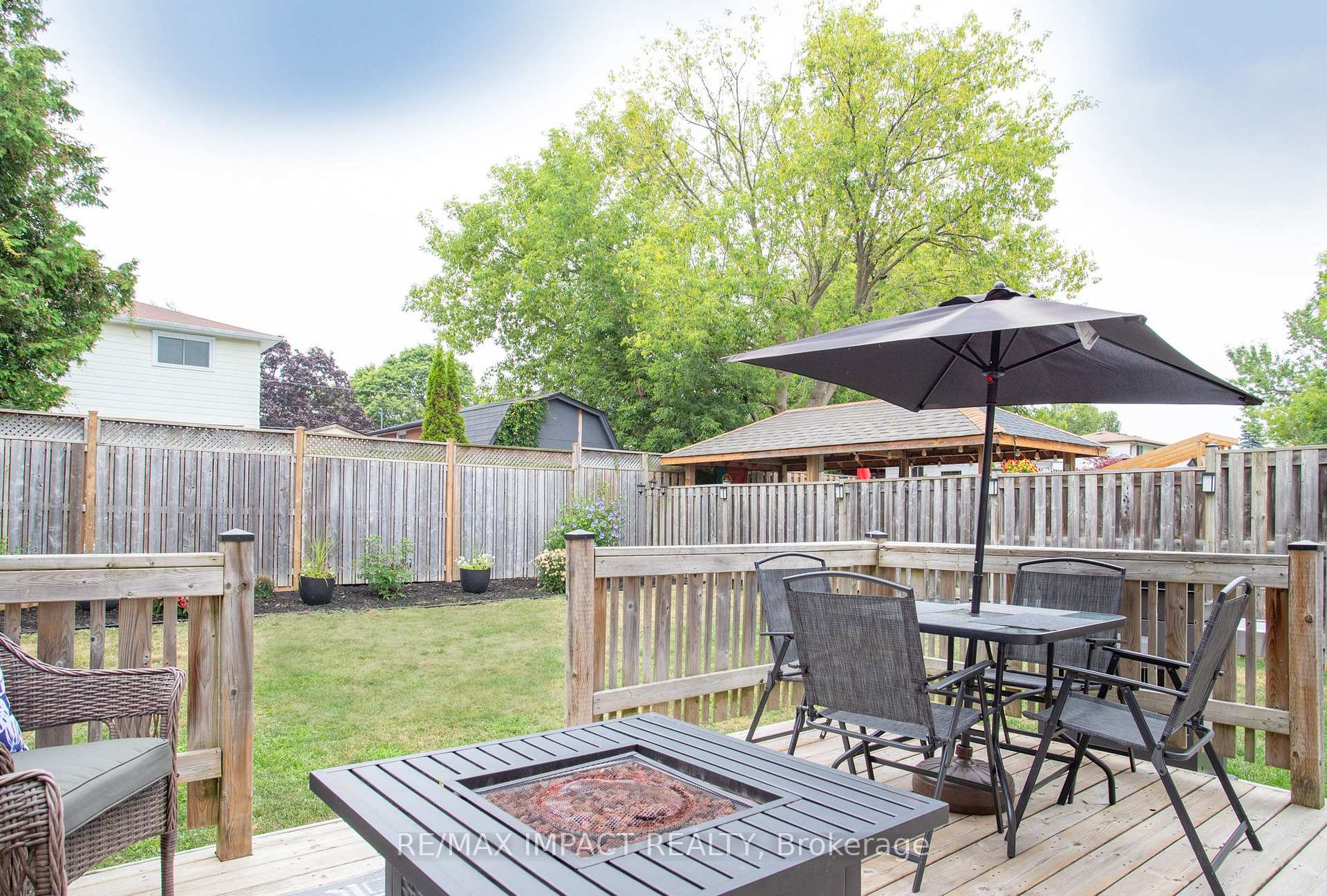 Photo 35 of 16 Lawrence Crescent, Clarington, Bowmanville — HOMEH