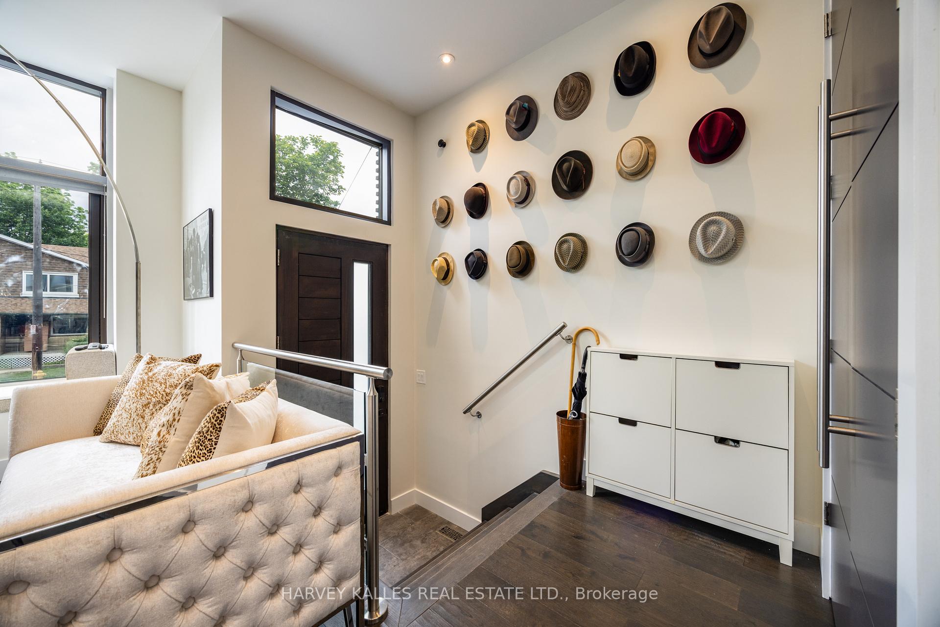 Photo 2 of 397 Soudan Avenue, Toronto, Mount Pleasant East — HOMEH