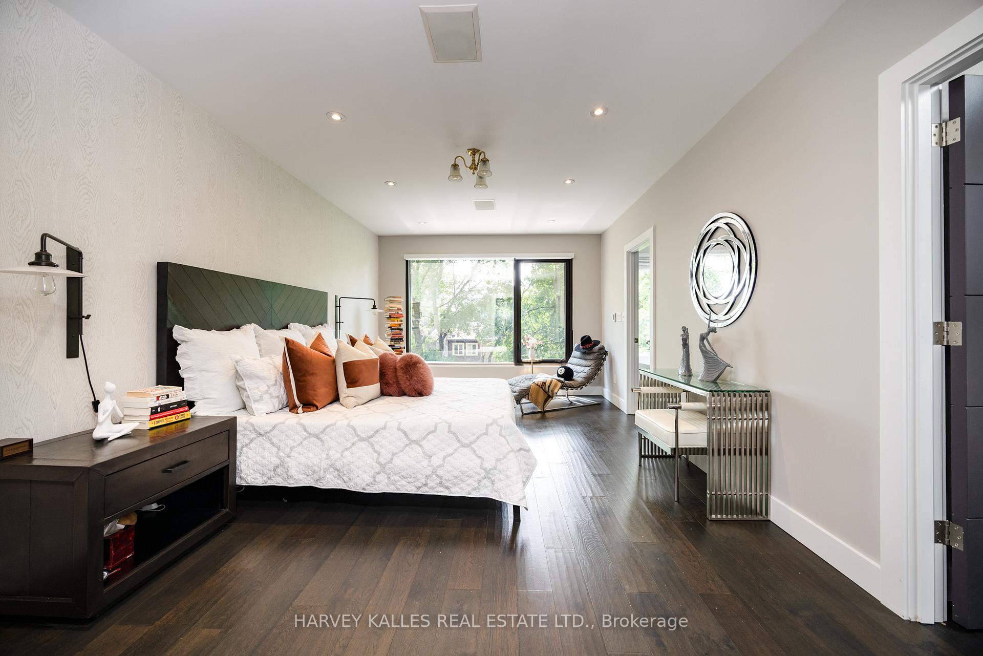 Photo 33 of 397 Soudan Avenue, Toronto, Mount Pleasant East — HOMEH