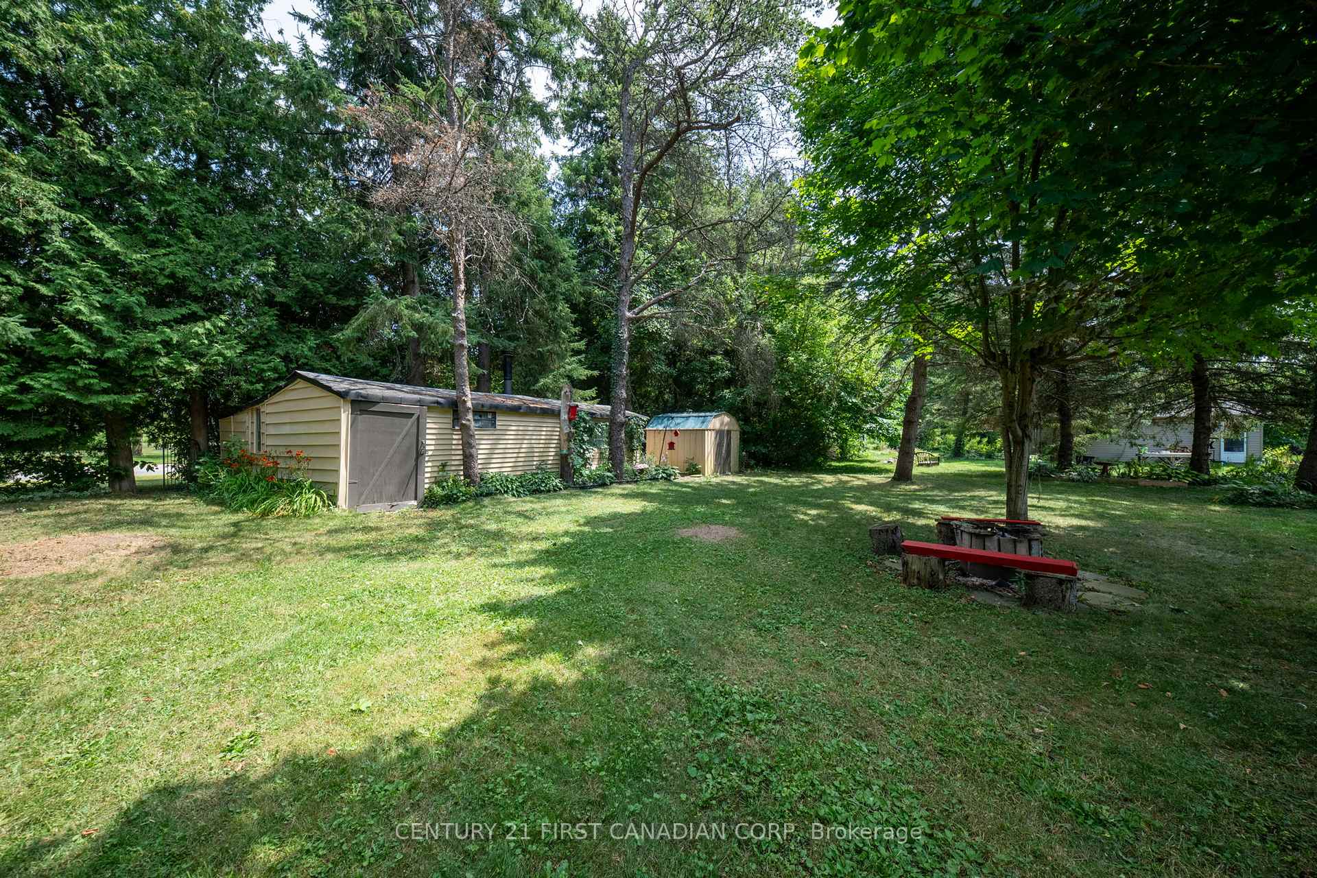 Photo 32 of 21084 Riverview Drive, Thames Centre, Rural Thames Centre — HOMEH