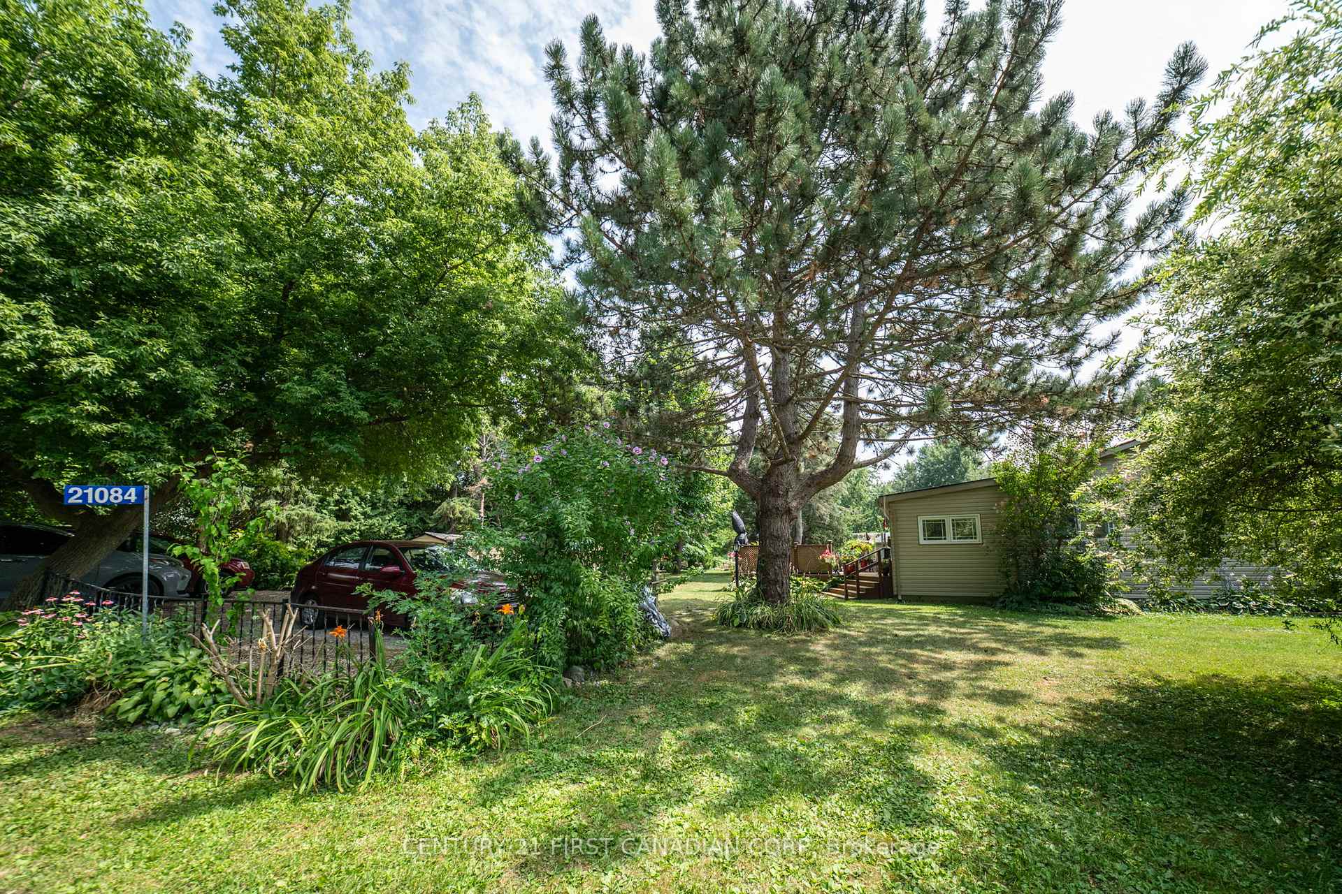 Photo 25 of 21084 Riverview Drive, Thames Centre, Rural Thames Centre — HOMEH