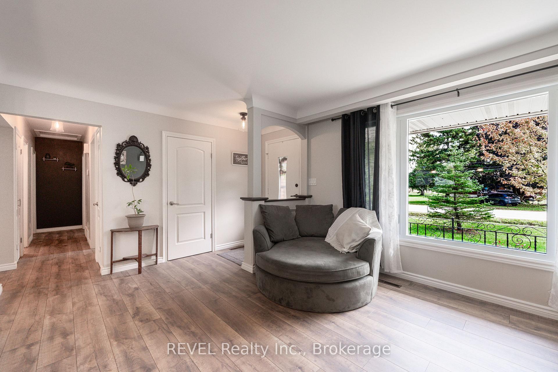 Photo 2 of 164 Diltz Road, Haldimand, Dunnville — HOMEH