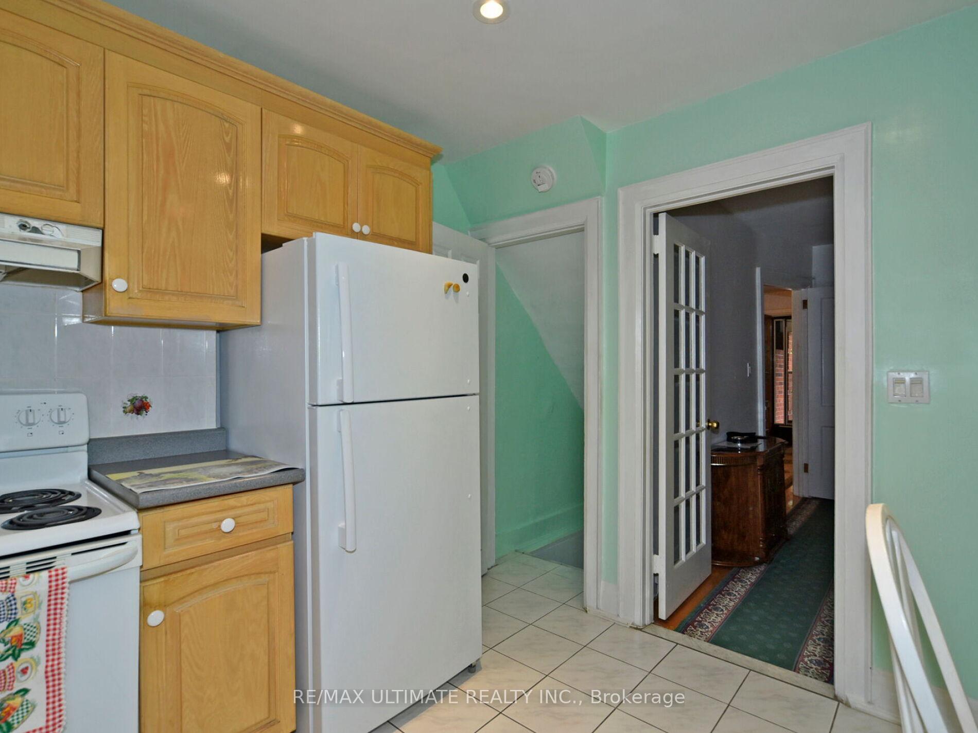 Photo 39 of 86 Cherrywood Avenue, Toronto, Humewood-Cedarvale — HOMEH