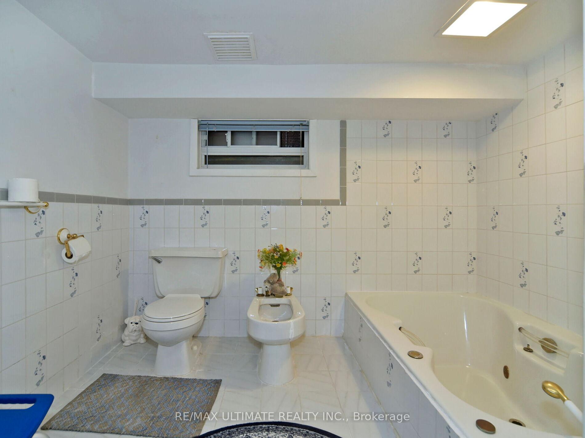 Photo 14 of 86 Cherrywood Avenue, Toronto, Humewood-Cedarvale — HOMEH