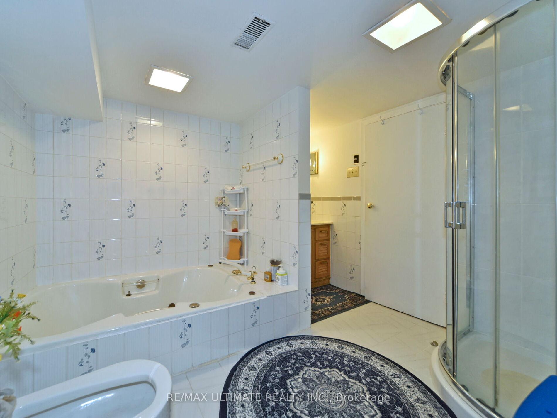 Photo 40 of 86 Cherrywood Avenue, Toronto, Humewood-Cedarvale — HOMEH