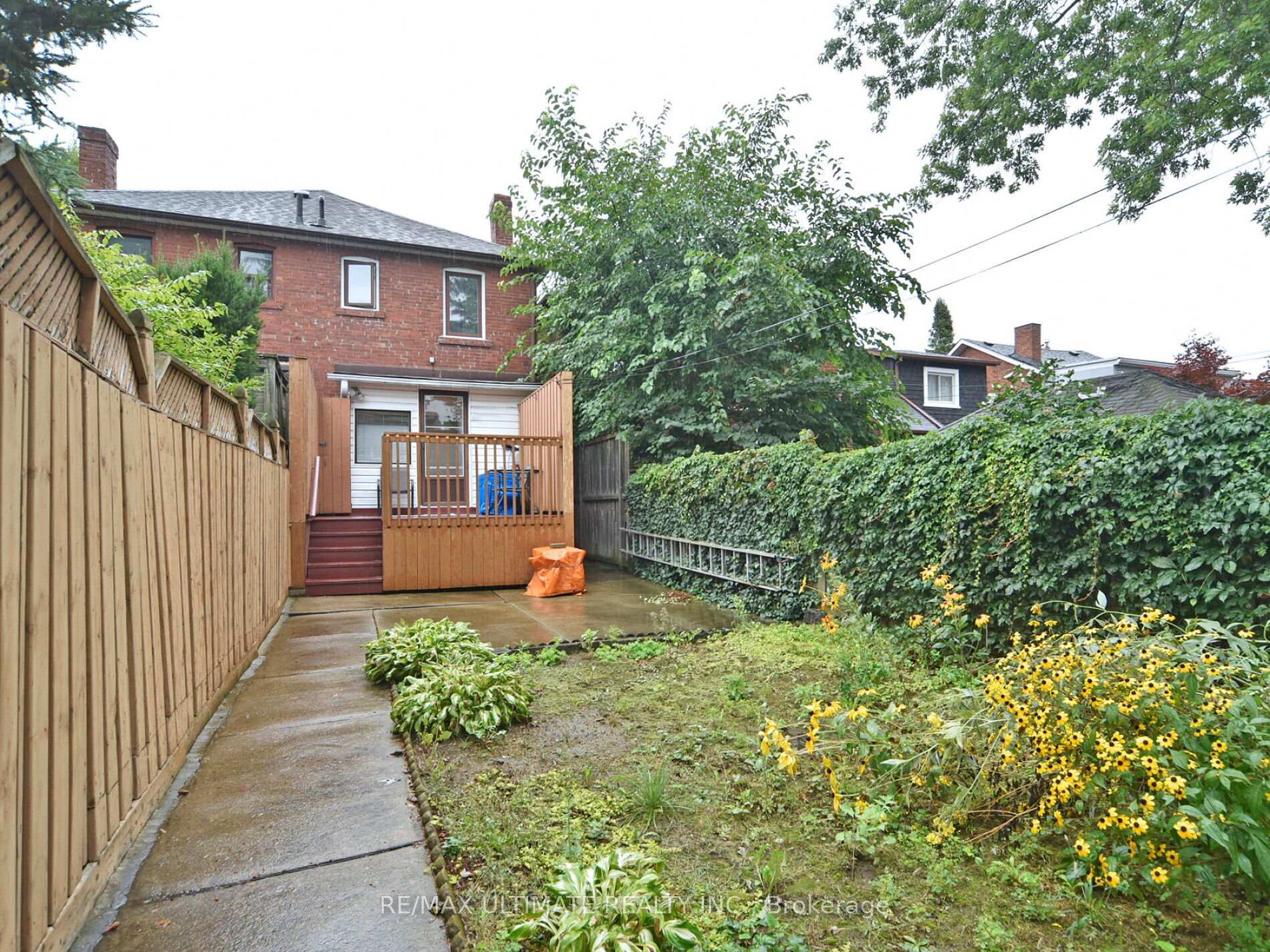 Photo 42 of 86 Cherrywood Avenue, Toronto, Humewood-Cedarvale — HOMEH