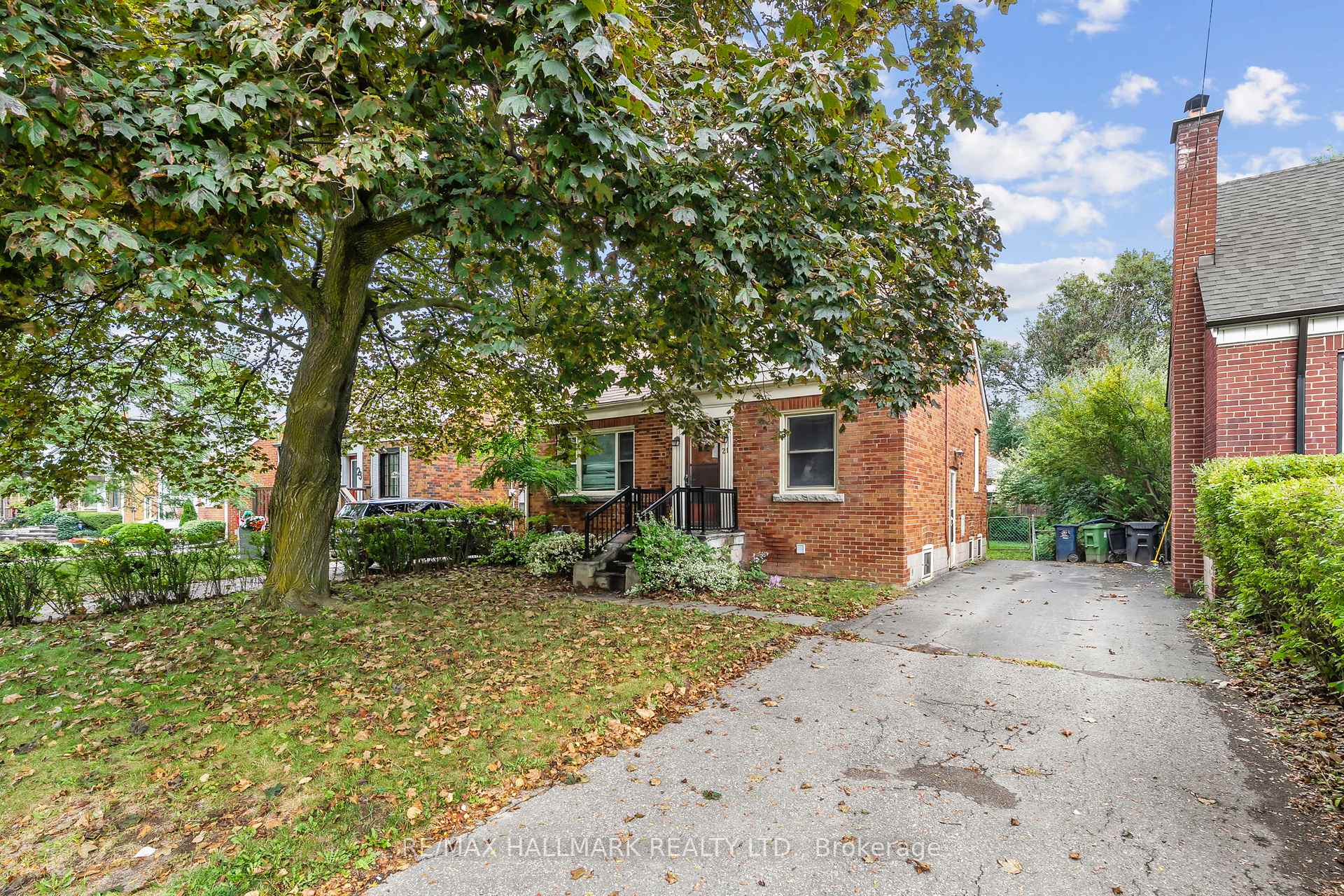 Photo 1 of 21 Plaxton Drive, Toronto, O'Connor-Parkview — HOMEH
