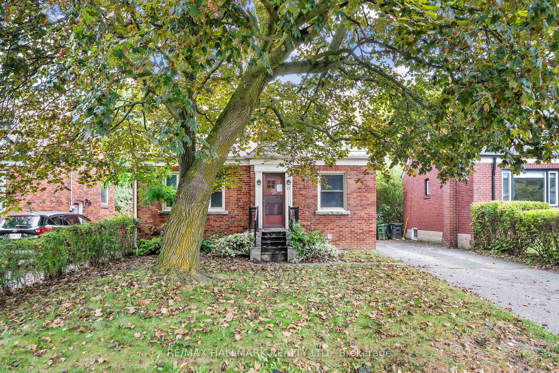 Photo 26 of 21 Plaxton Drive, Toronto, O'Connor-Parkview — HOMEH