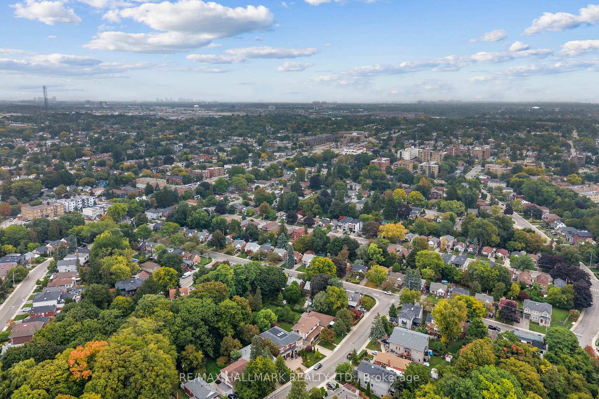 Photo 32 of 21 Plaxton Drive, Toronto, O'Connor-Parkview — HOMEH
