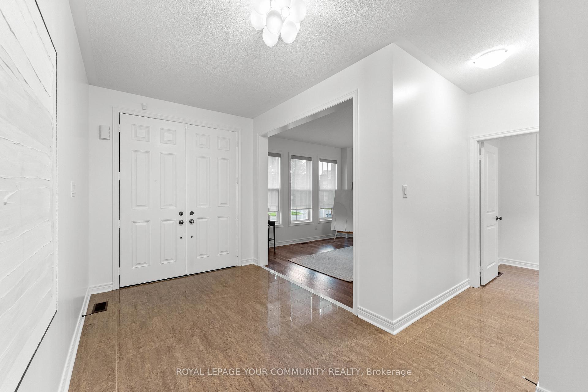 Photo 19 of 29 Paisley Green Avenue, Caledon, Caledon East — HOMEH