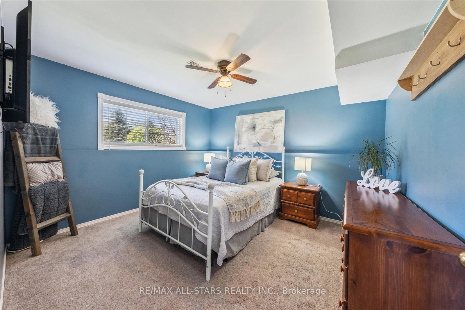 Photo 19 of 54 Marlow Circle, Springwater, Hillsdale — HOMEH