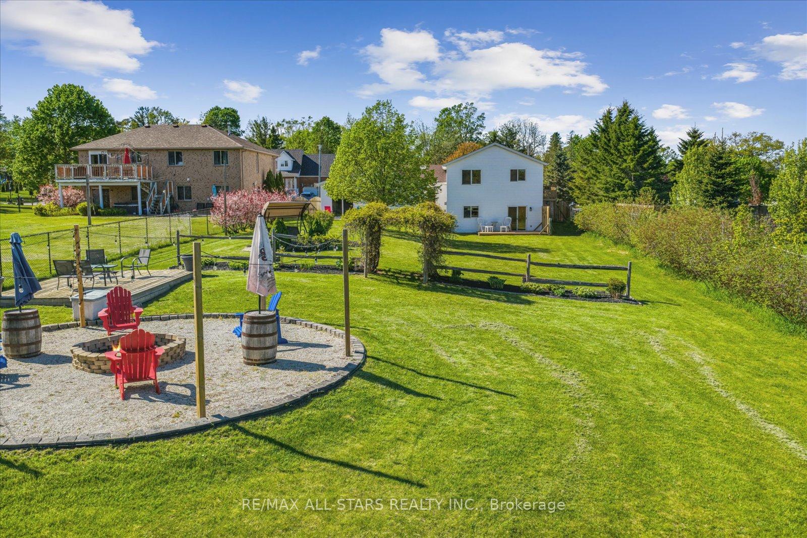Photo 22 of 54 Marlow Circle, Springwater, Hillsdale — HOMEH