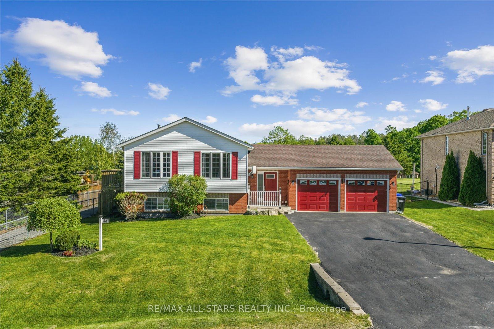 Photo 45 of 54 Marlow Circle, Springwater, Hillsdale — HOMEH