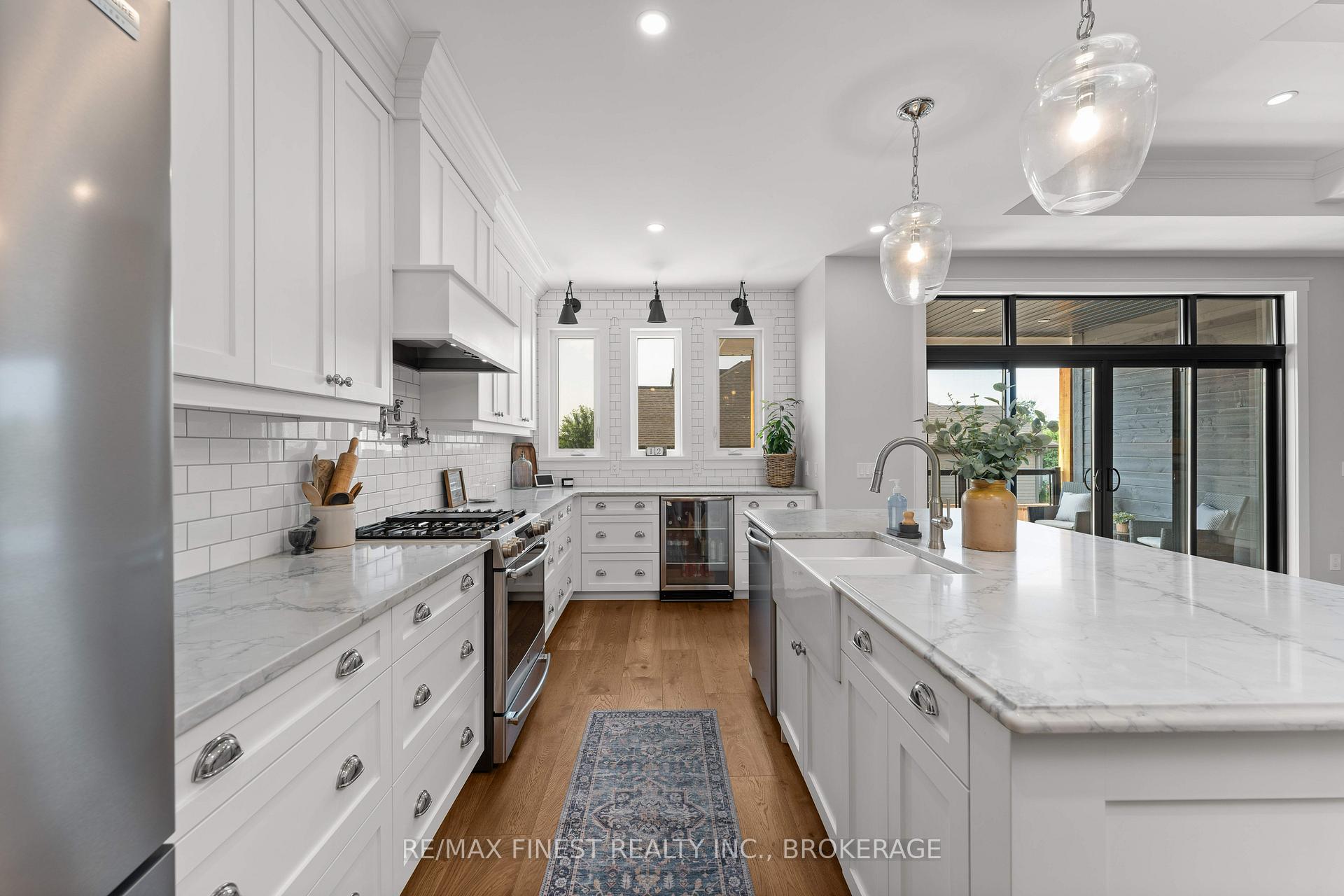 Photo 3 of 845 Windermere Drive, Kingston, City Northwest — HOMEH