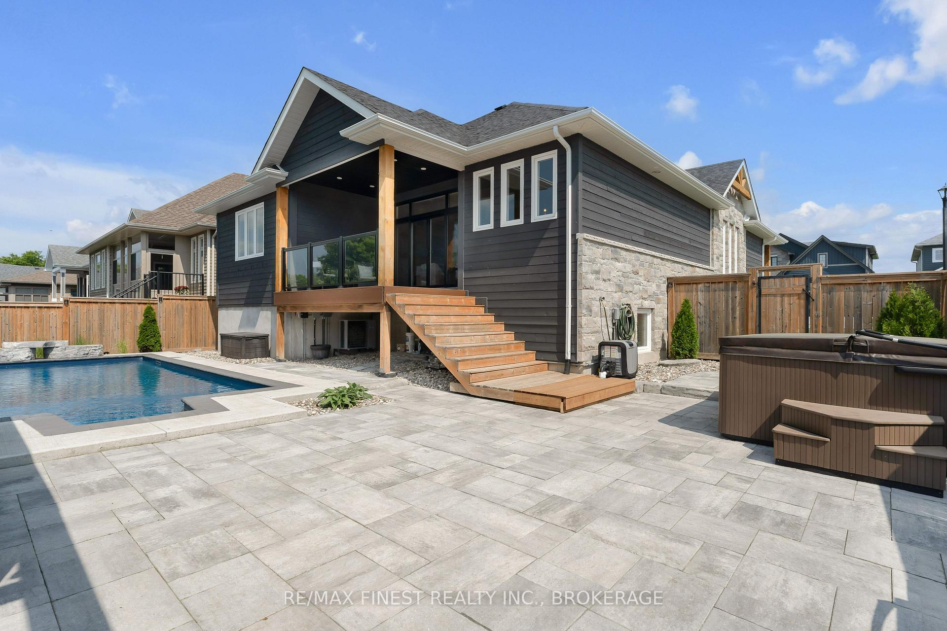 Photo 29 of 845 Windermere Drive, Kingston, City Northwest — HOMEH
