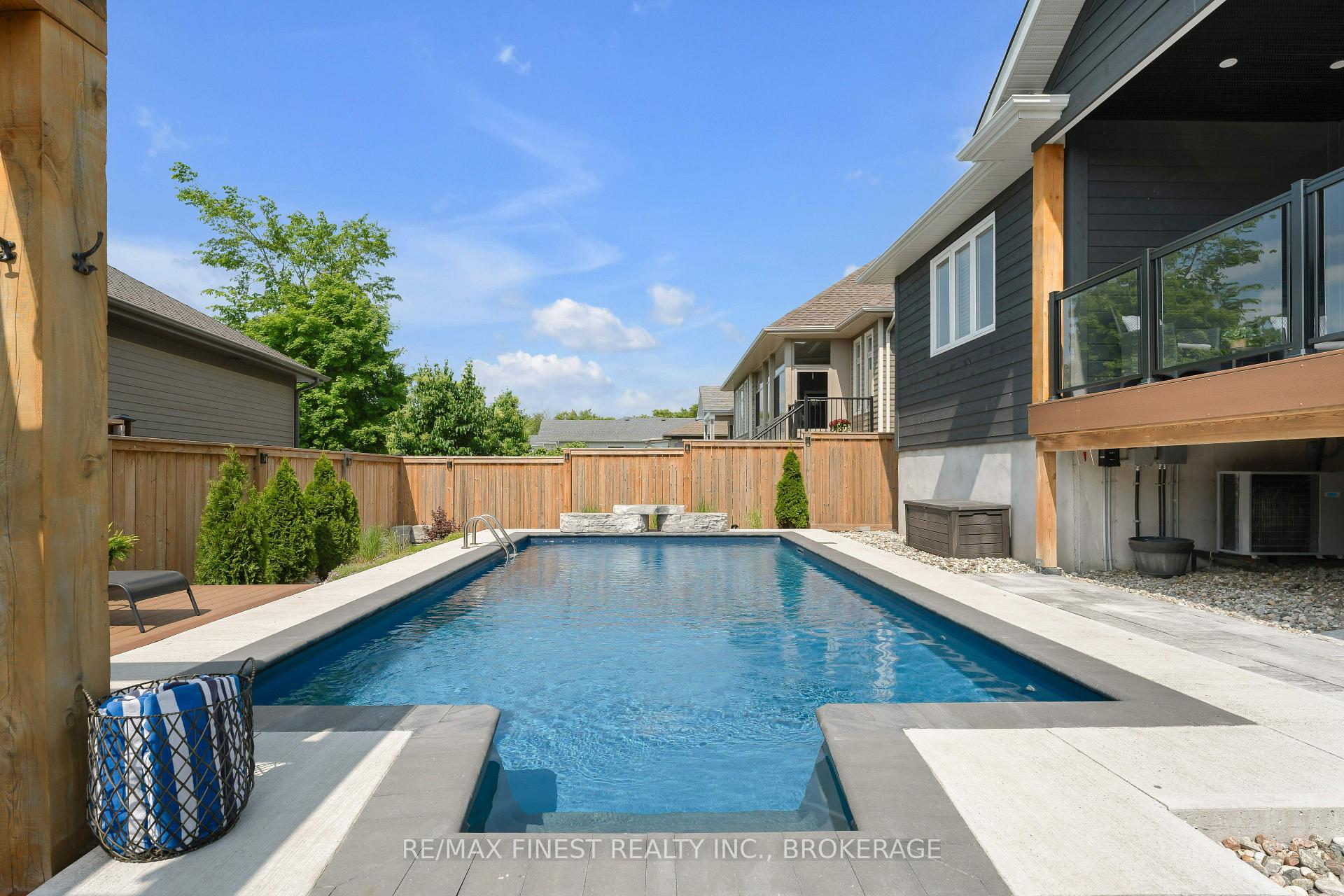 Photo 46 of 845 Windermere Drive, Kingston, City Northwest — HOMEH