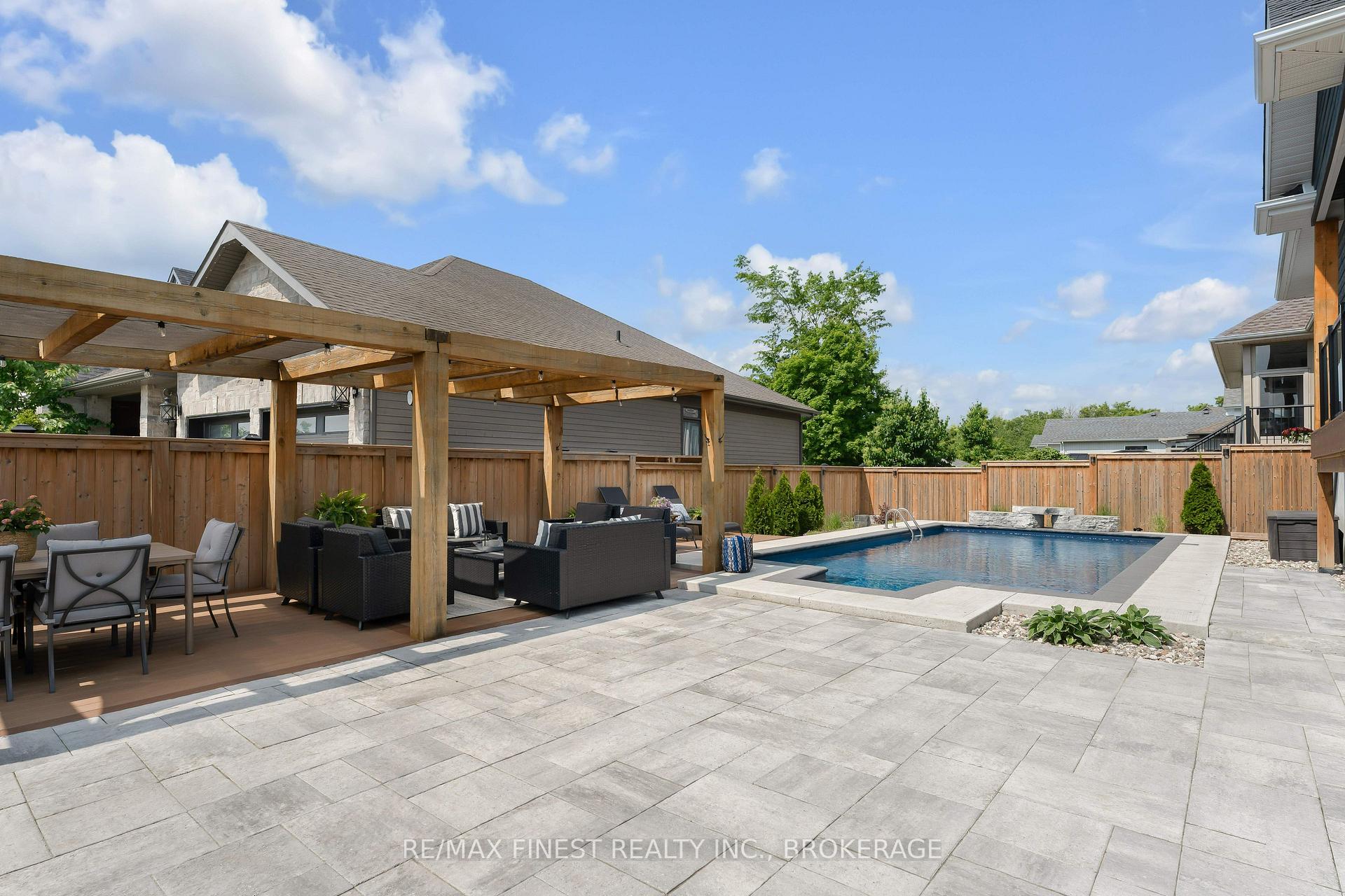 Photo 19 of 845 Windermere Drive, Kingston, City Northwest — HOMEH