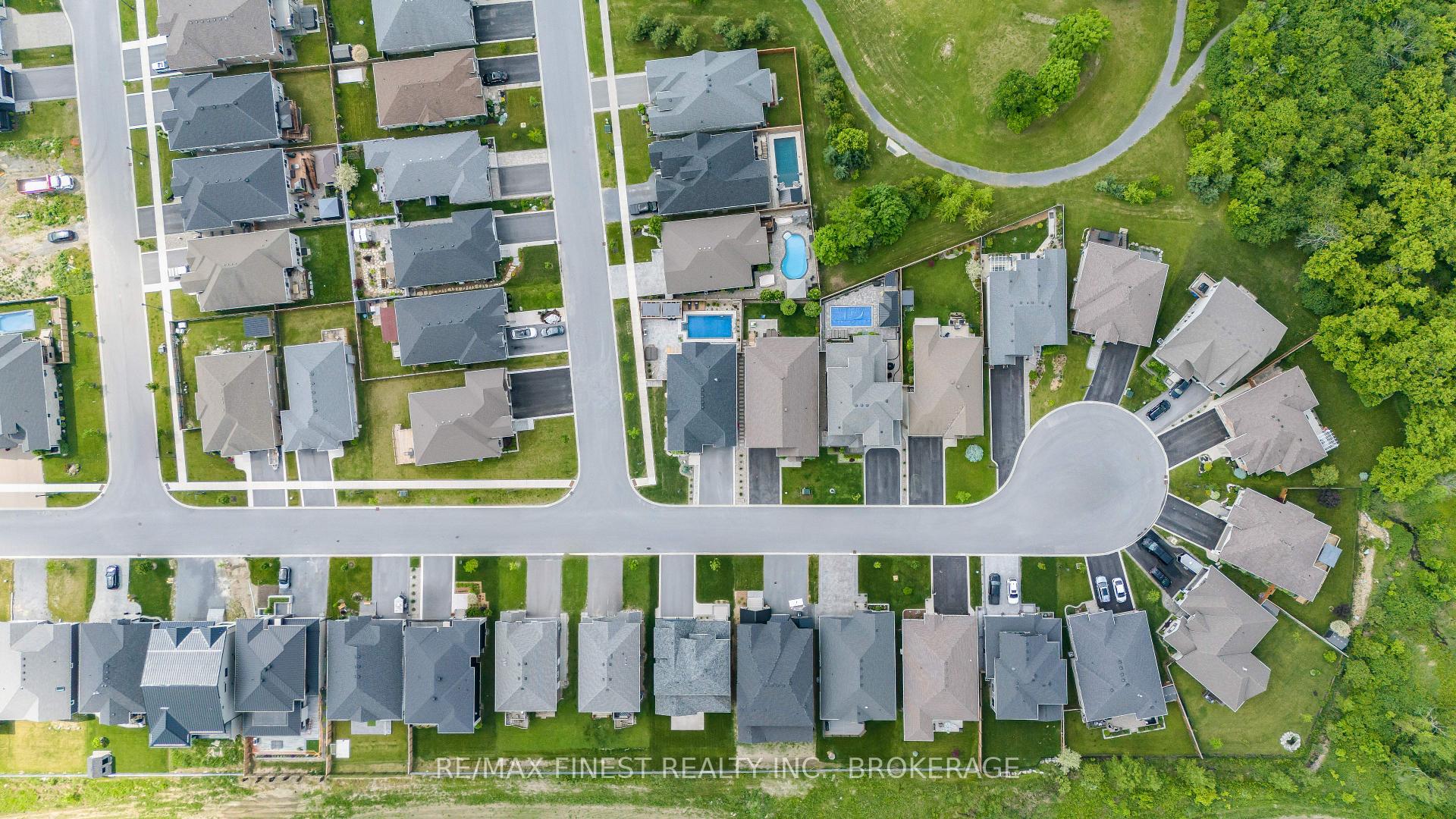 Photo 40 of 845 Windermere Drive, Kingston, City Northwest — HOMEH