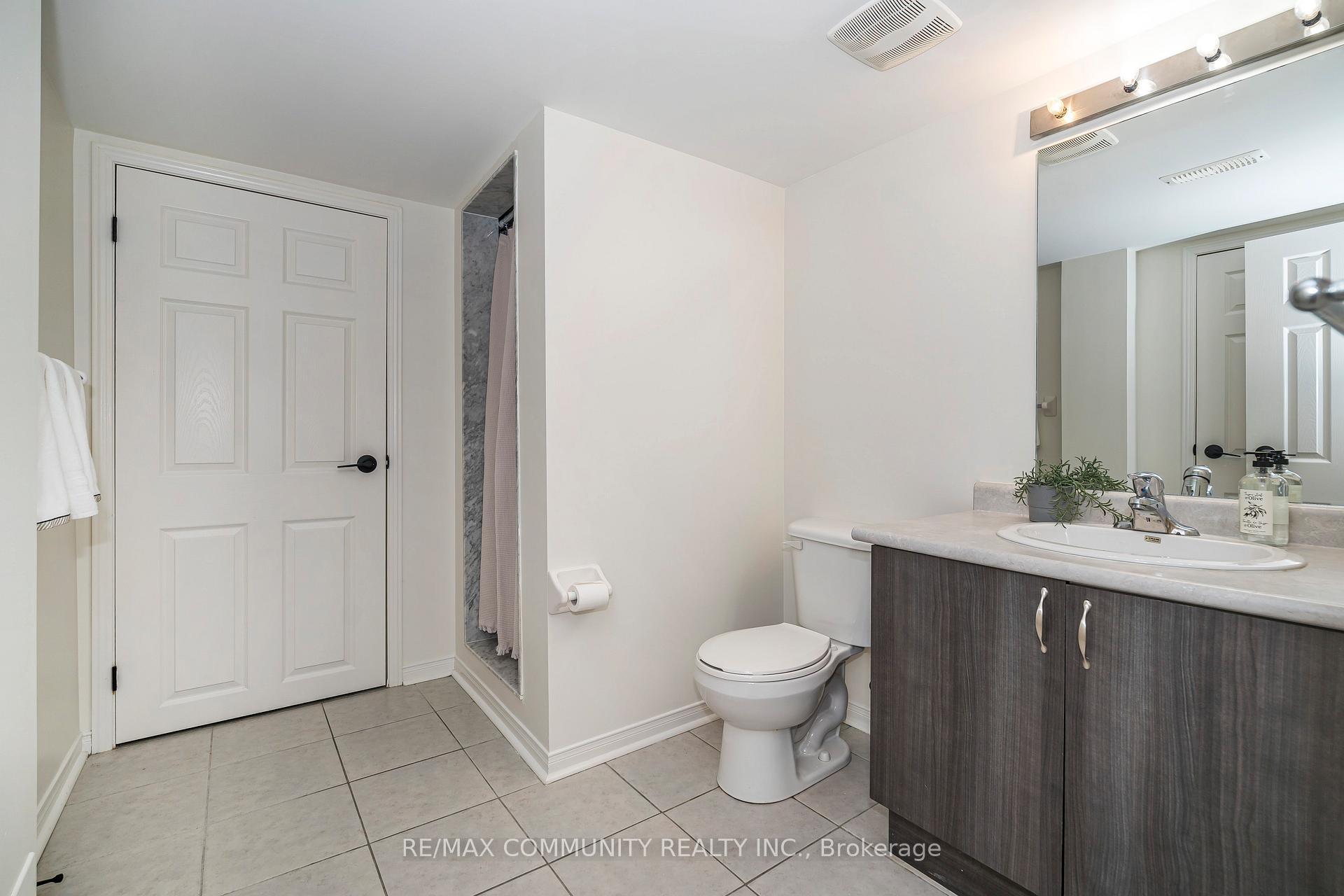 Photo 22 of 12 Hickman Road, Ajax, South East — HOMEH