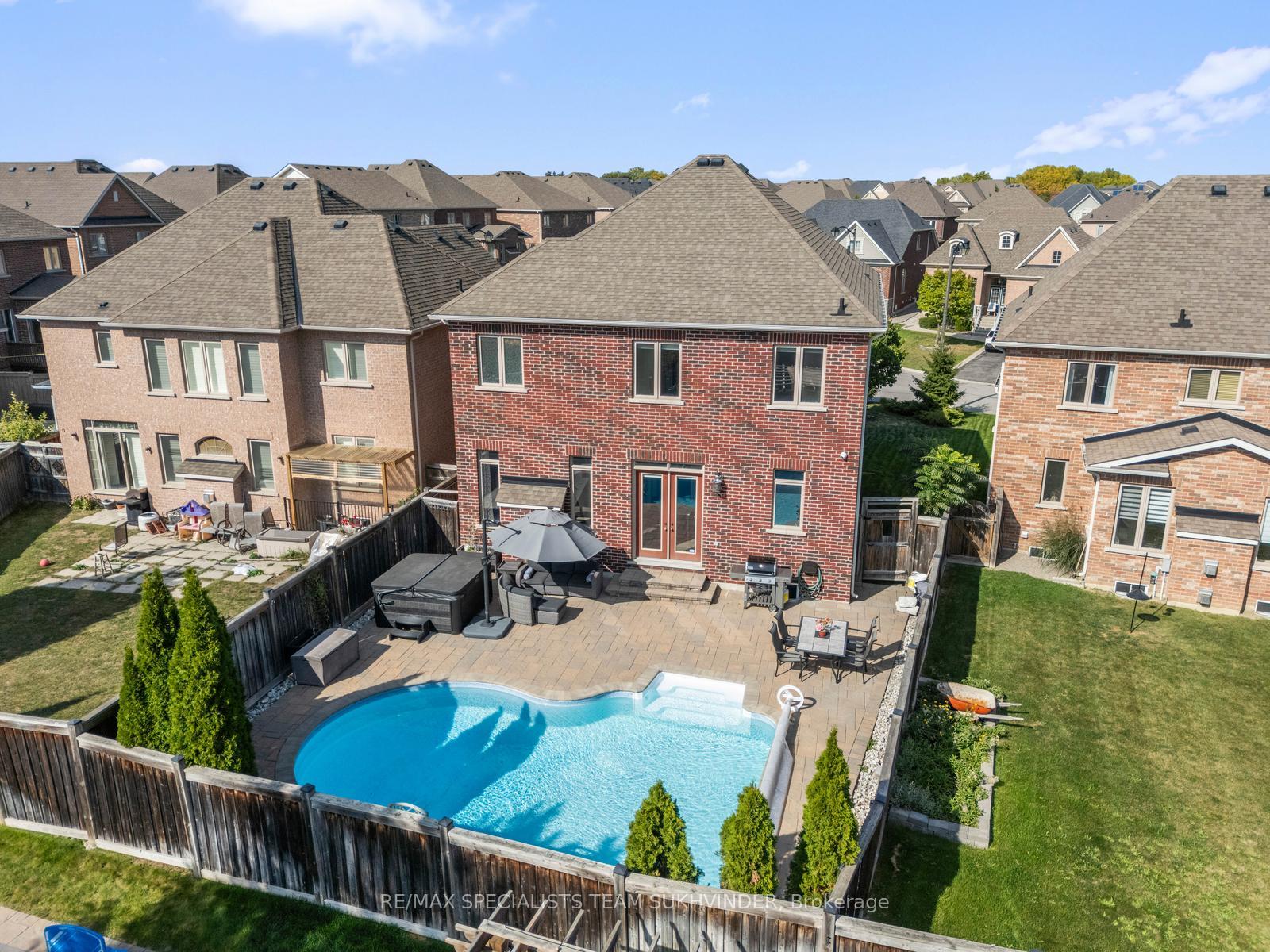 Photo 43 of 6 Prince Michael Court, Caledon, Rural Caledon — HOMEH