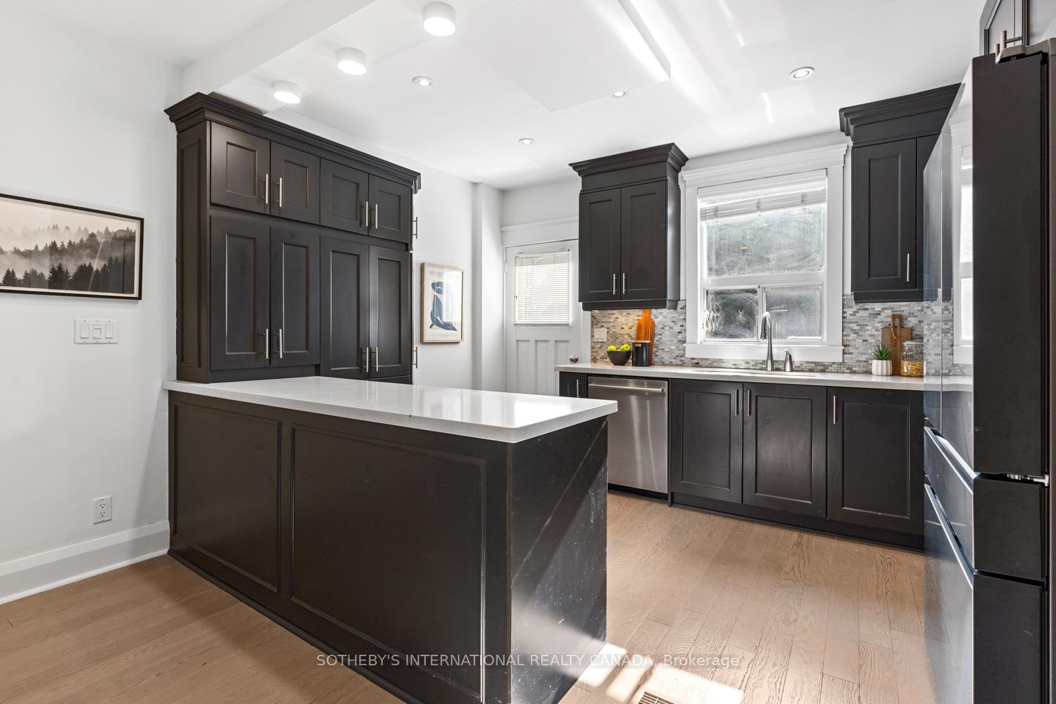 Photo 2 of 202 Arlington Avenue, Toronto, Humewood-Cedarvale — HOMEH