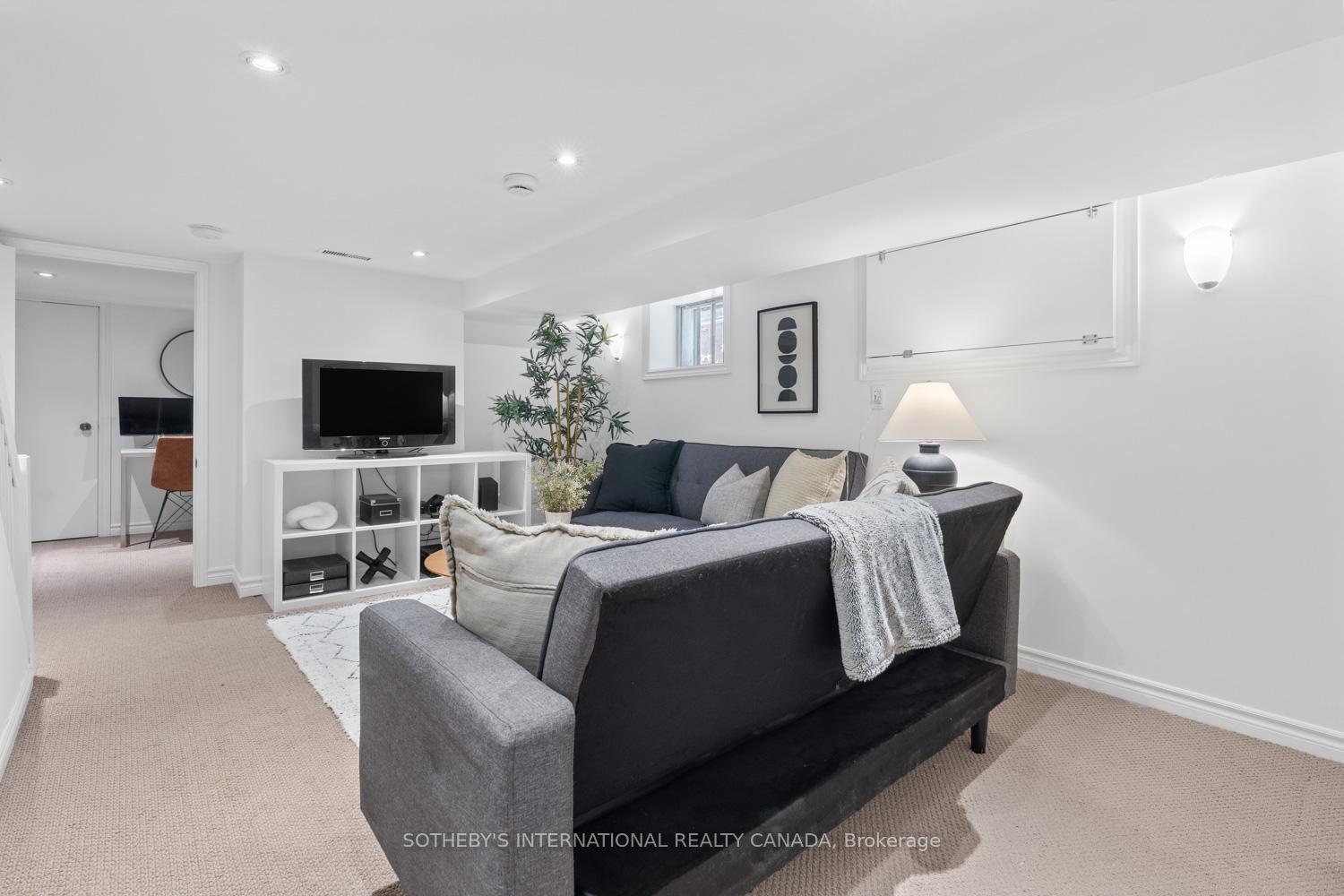 Photo 26 of 202 Arlington Avenue, Toronto, Humewood-Cedarvale — HOMEH