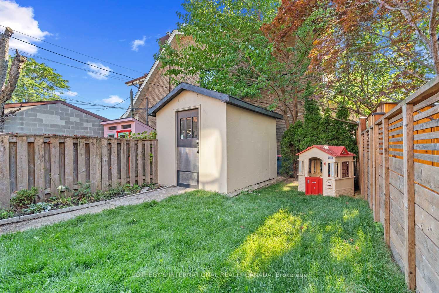 Photo 13 of 202 Arlington Avenue, Toronto, Humewood-Cedarvale — HOMEH